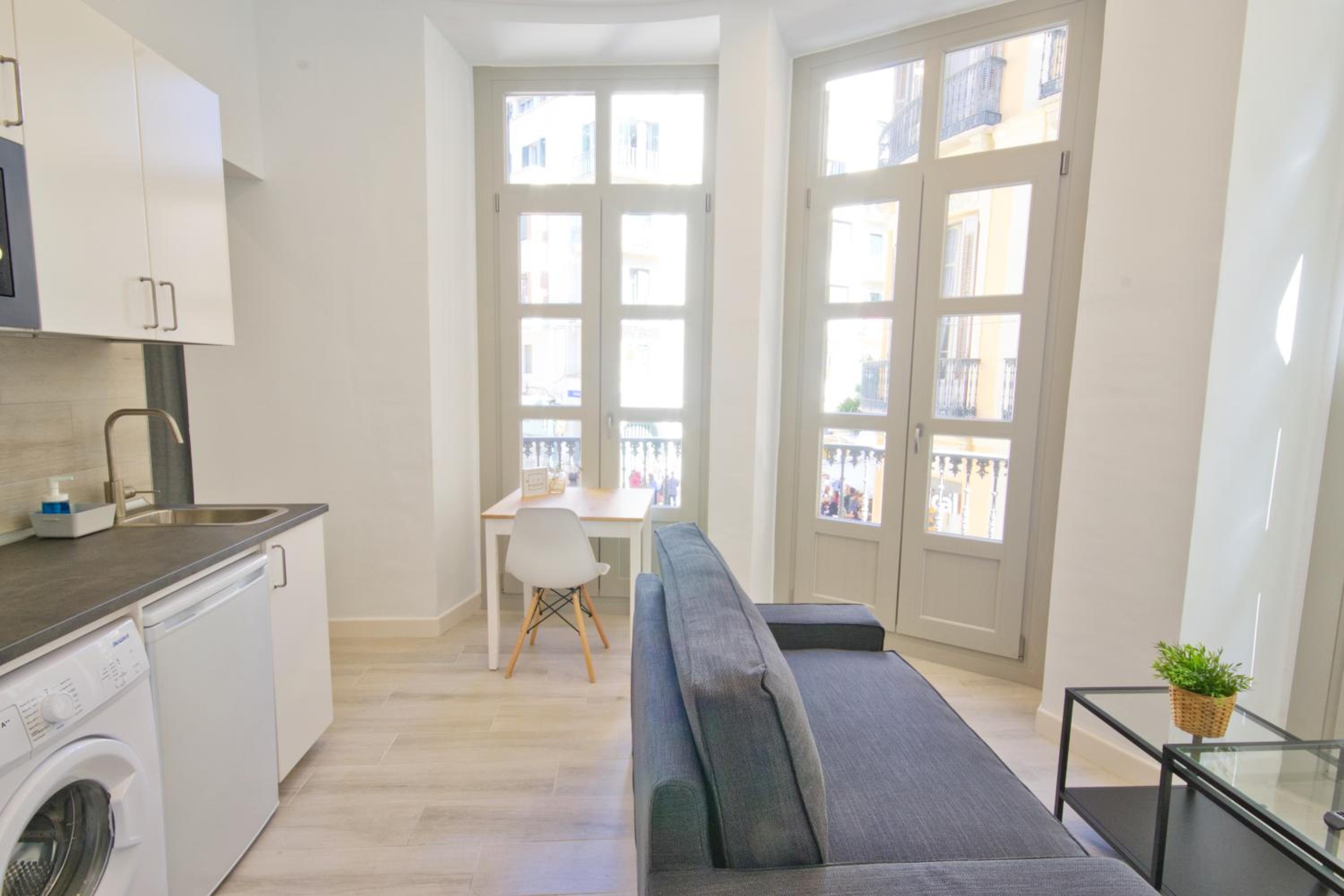 MalagaUrbanRooms - Central Suites
