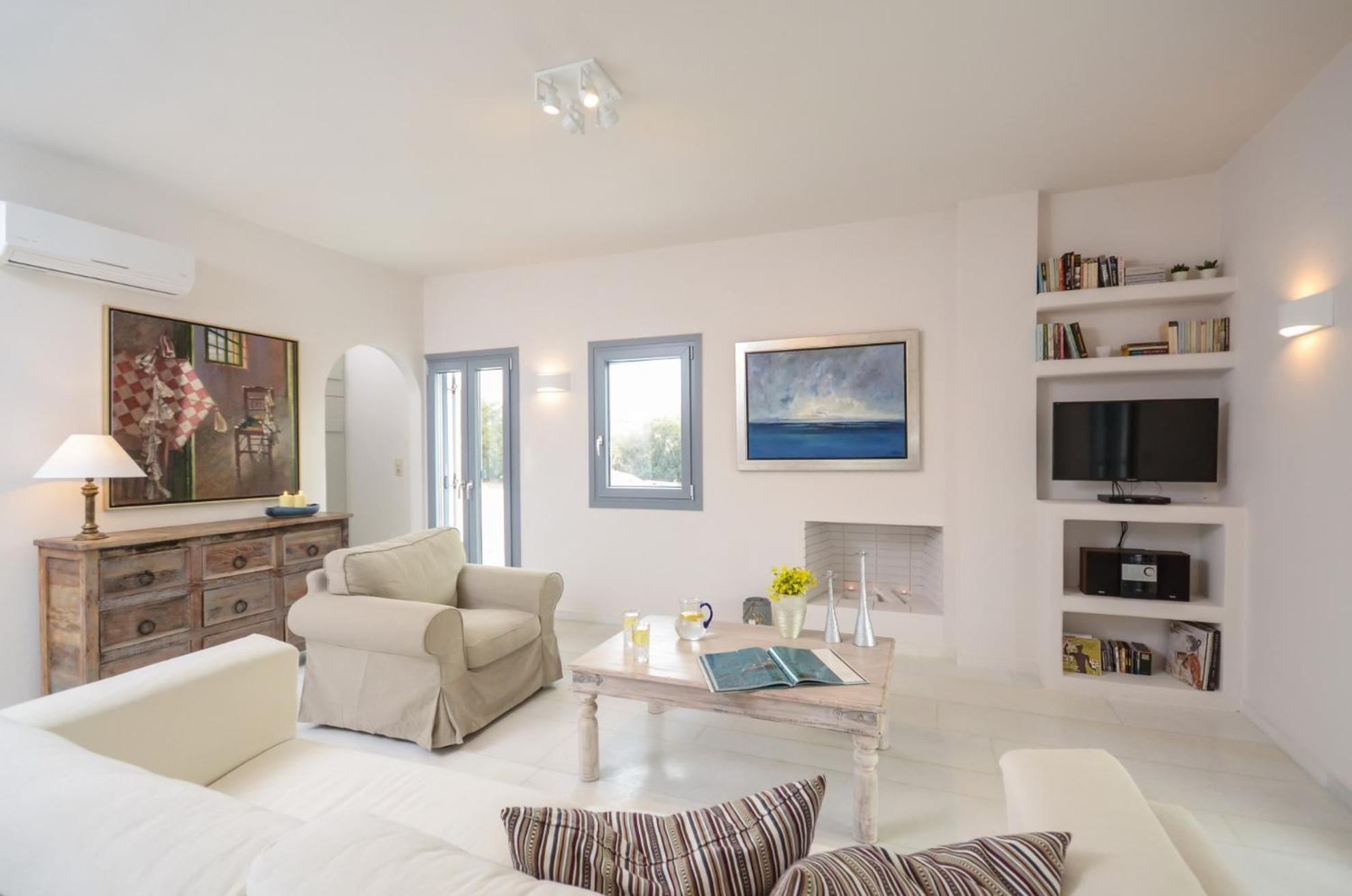 Seaside Naxos • Holiday Villas