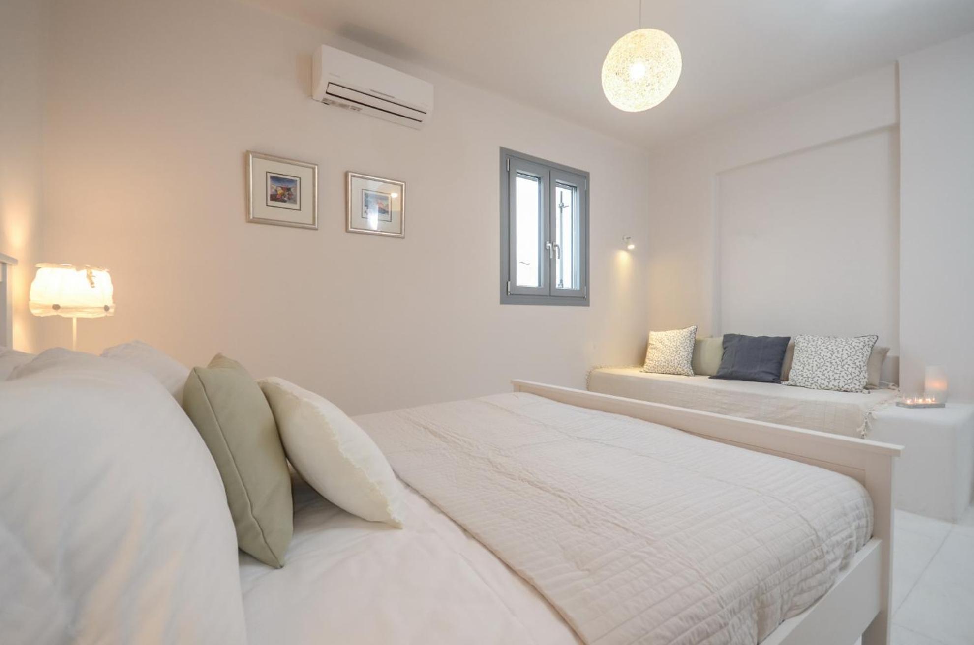 Seaside Naxos • Holiday Villas