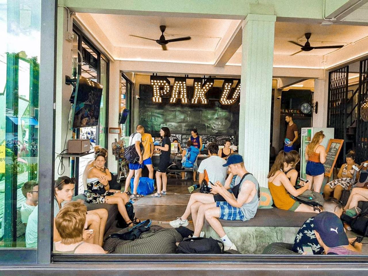Pak-Up Hostel