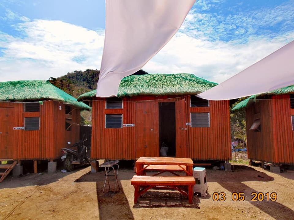 SeaLovers' Place Masasa Beach view 3