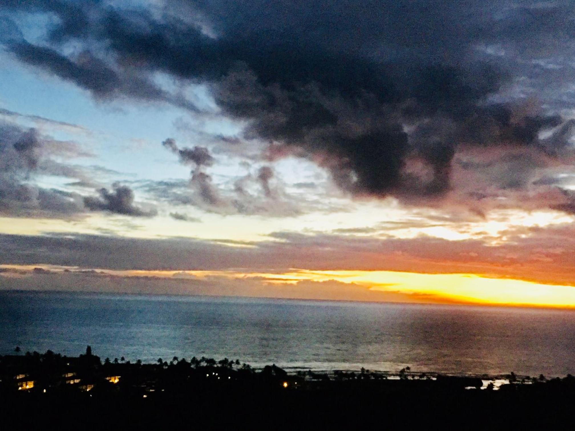Da Kona West 305