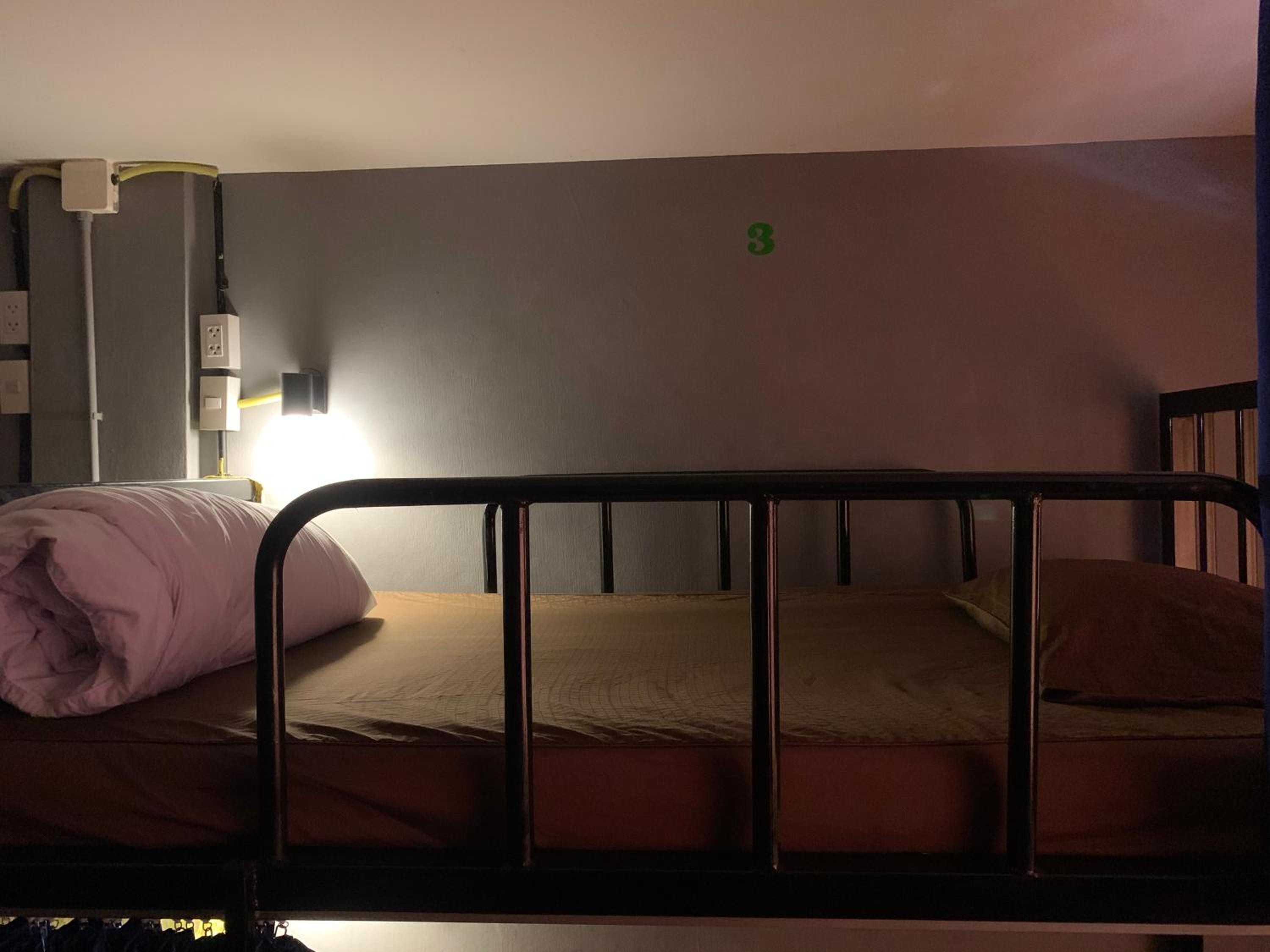 Doze Hostel