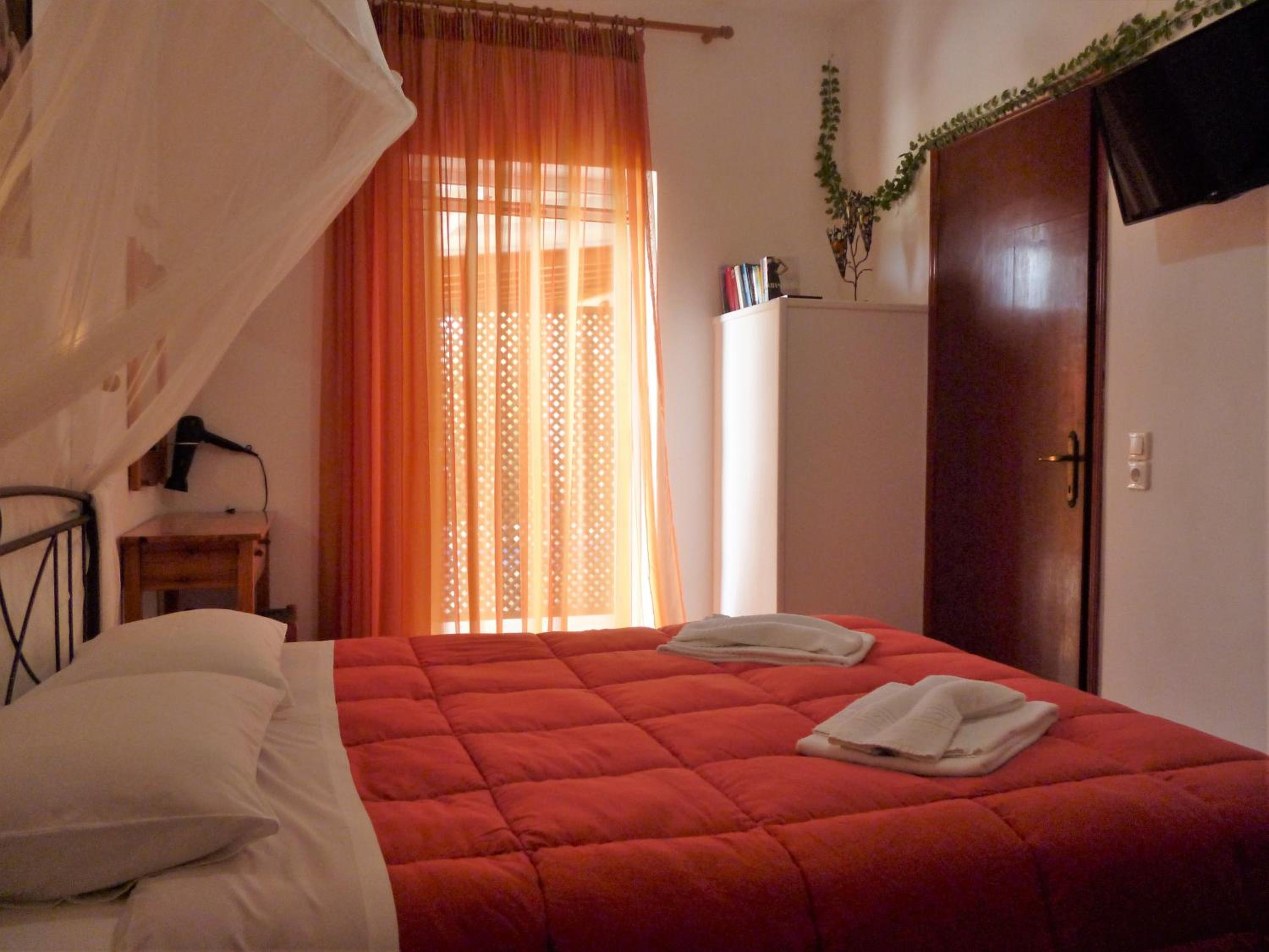 Kostas Apartments & studios