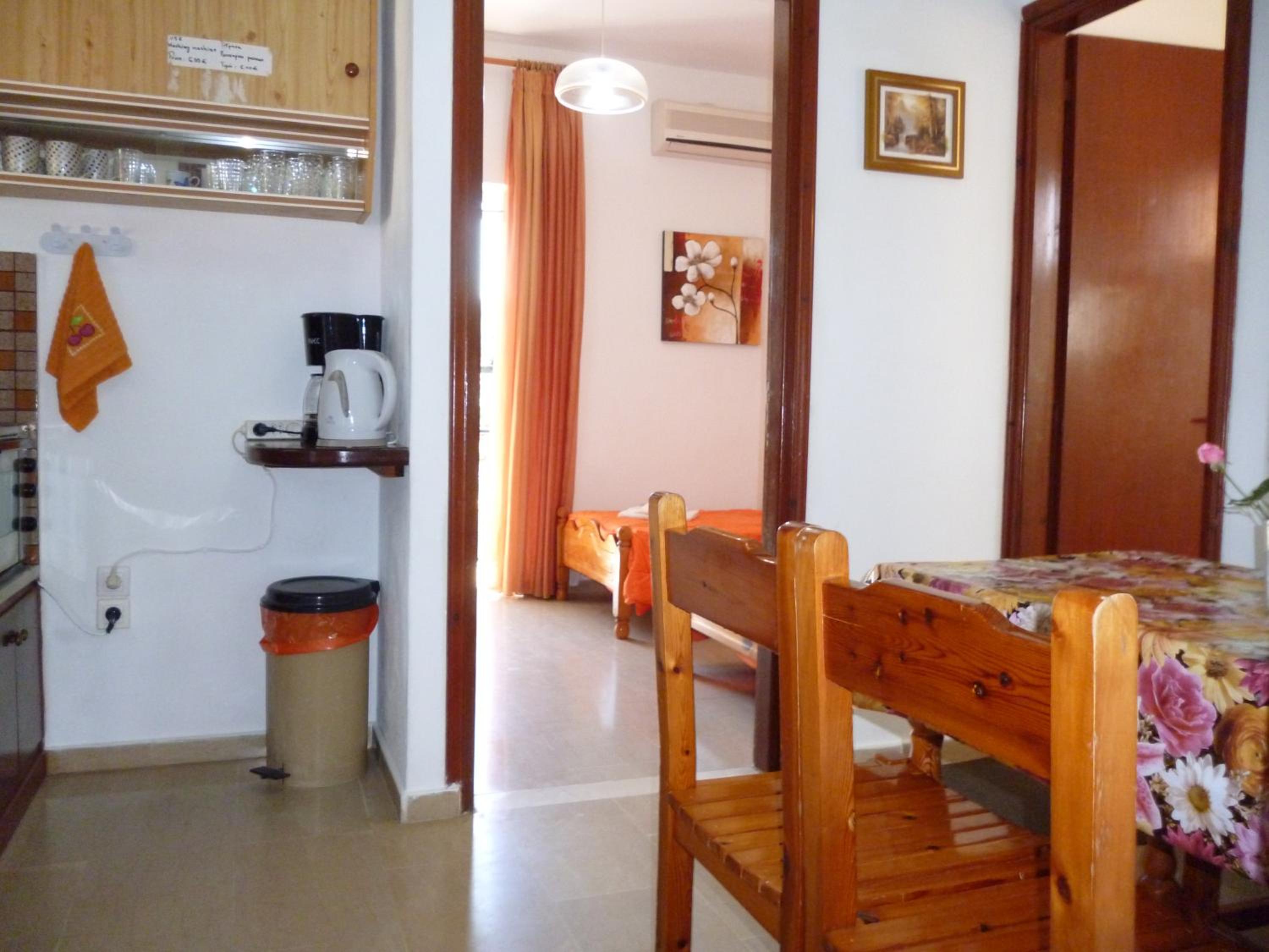Kostas Apartments & studios