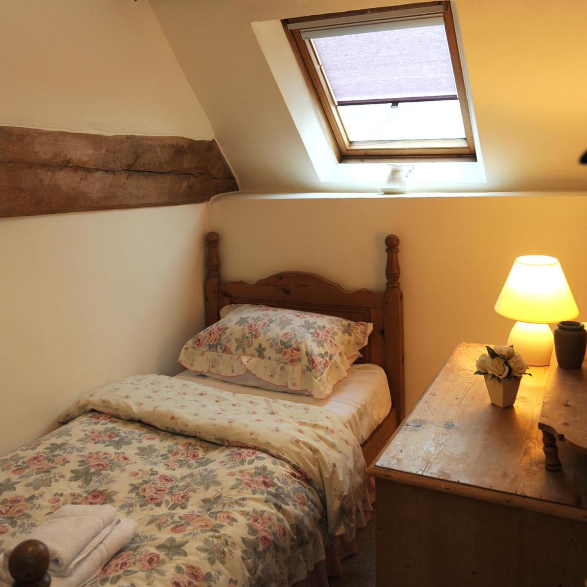 Photo 12