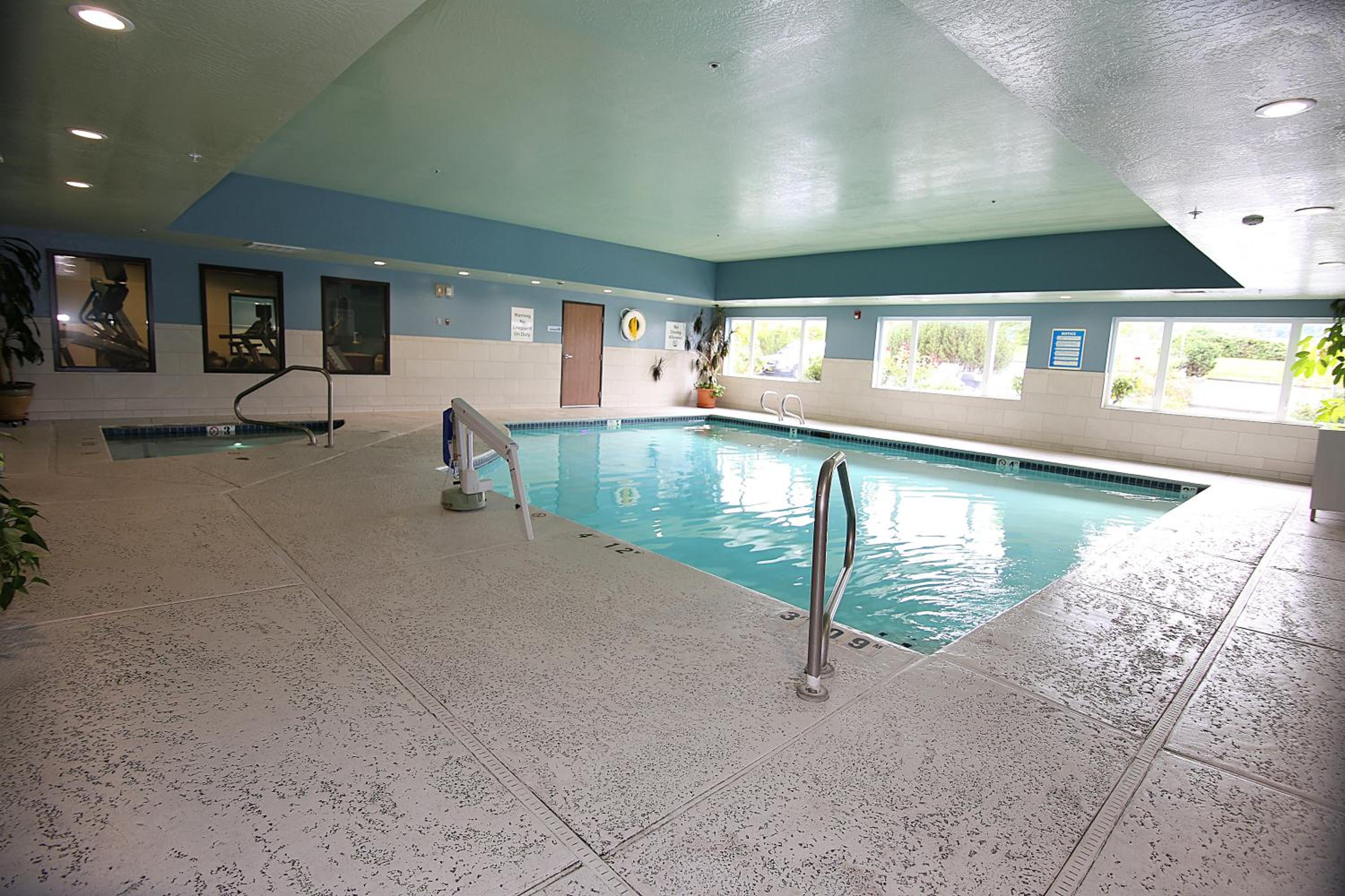 Ashland Vacations - Holiday Inn Express Hotel Suites Ashland, an IHG Hotel - Property Image 52