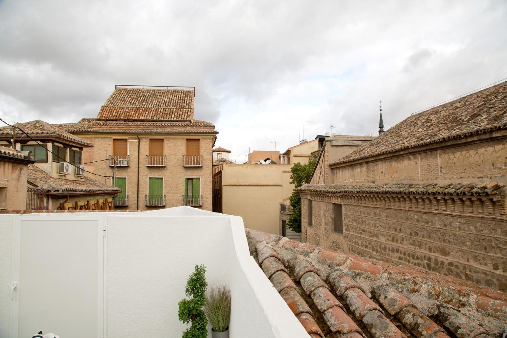 Atico San Nicolás view 2