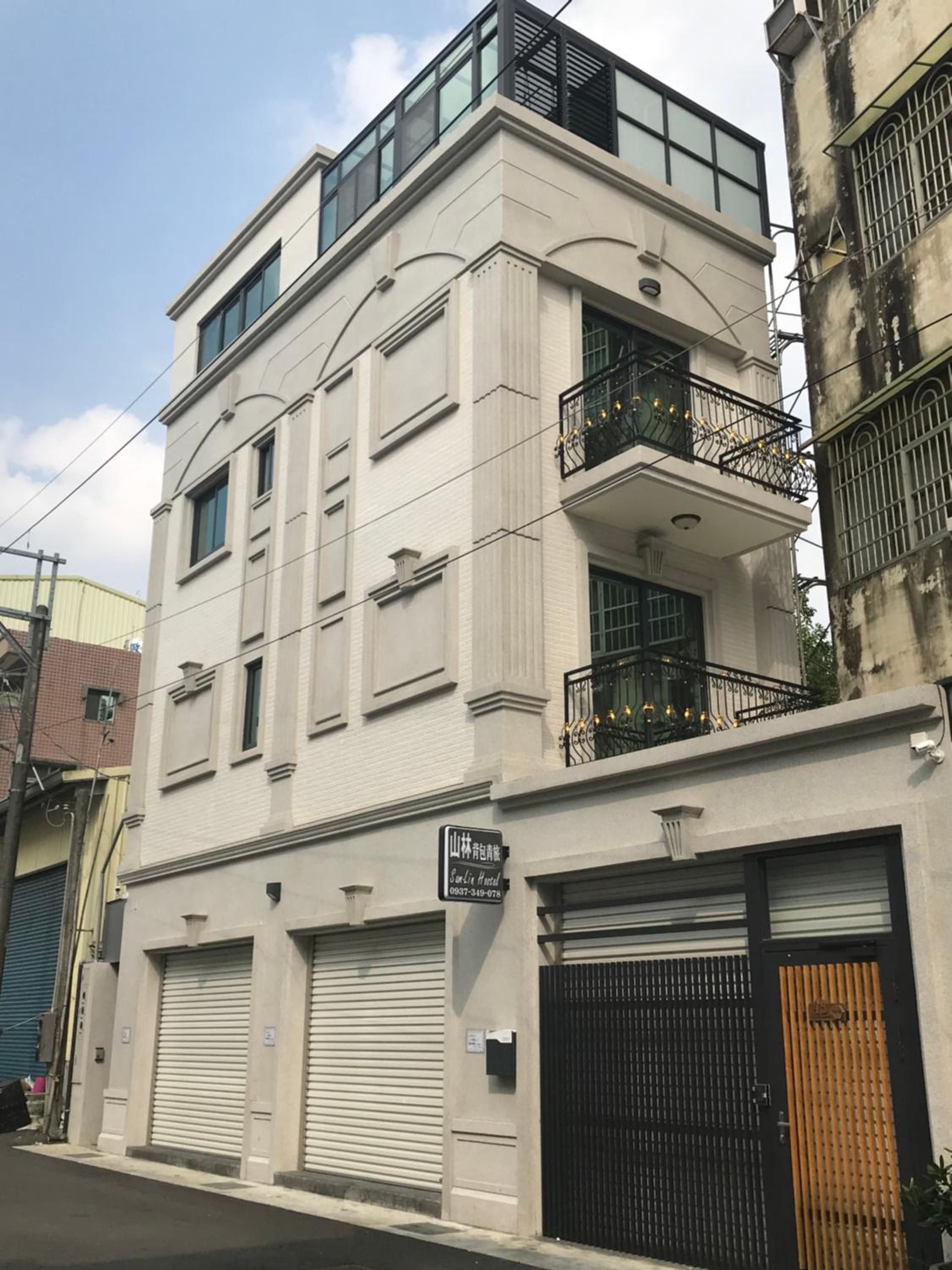 Sam-Lin Hostel view 2