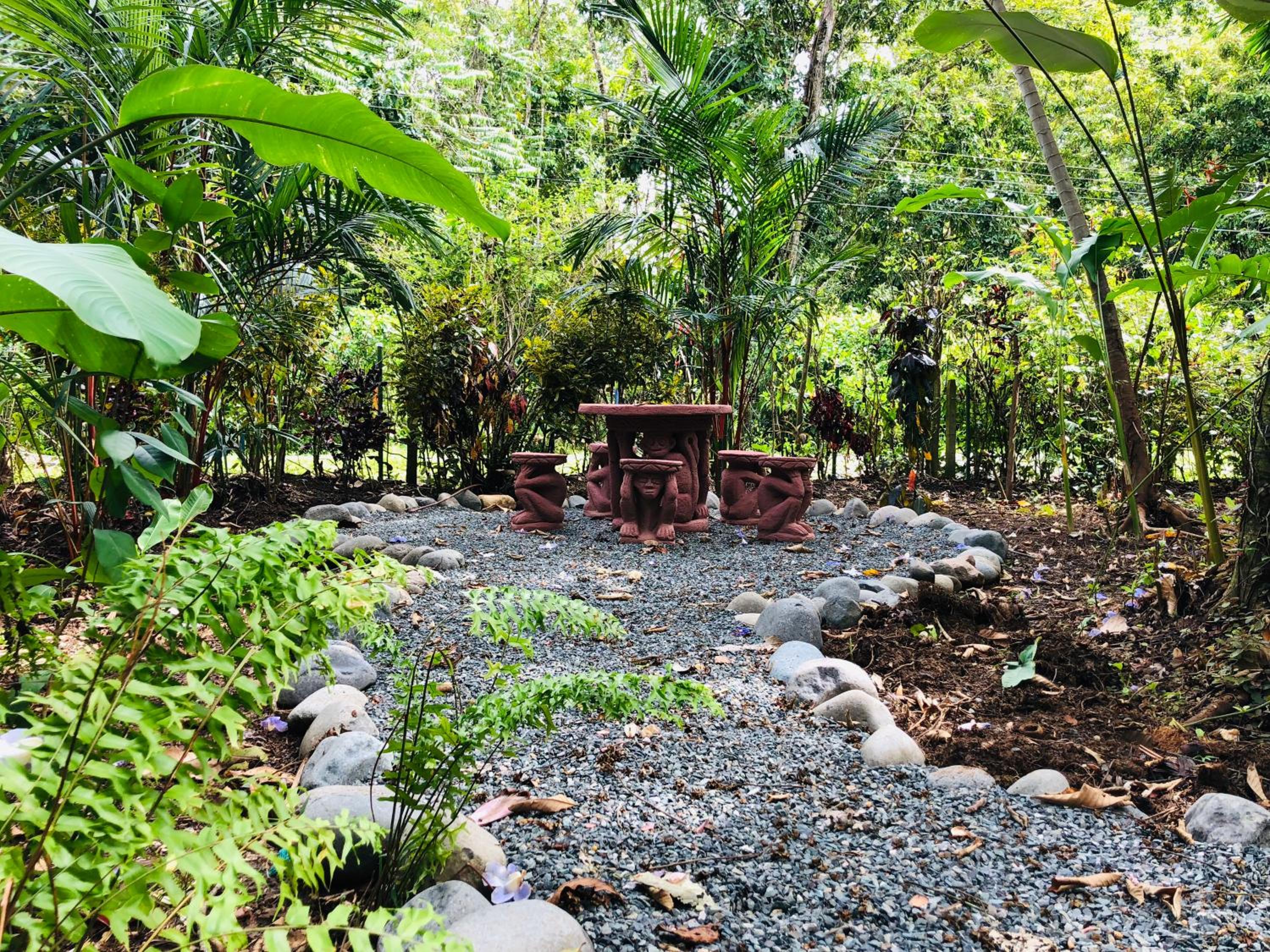 El Jardin de Playa Negra