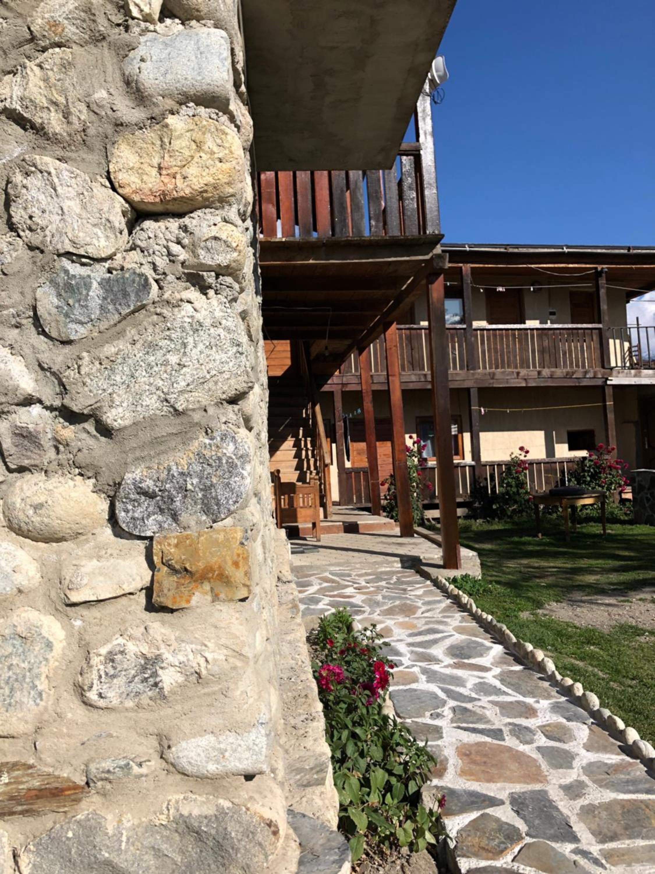 Photo 18