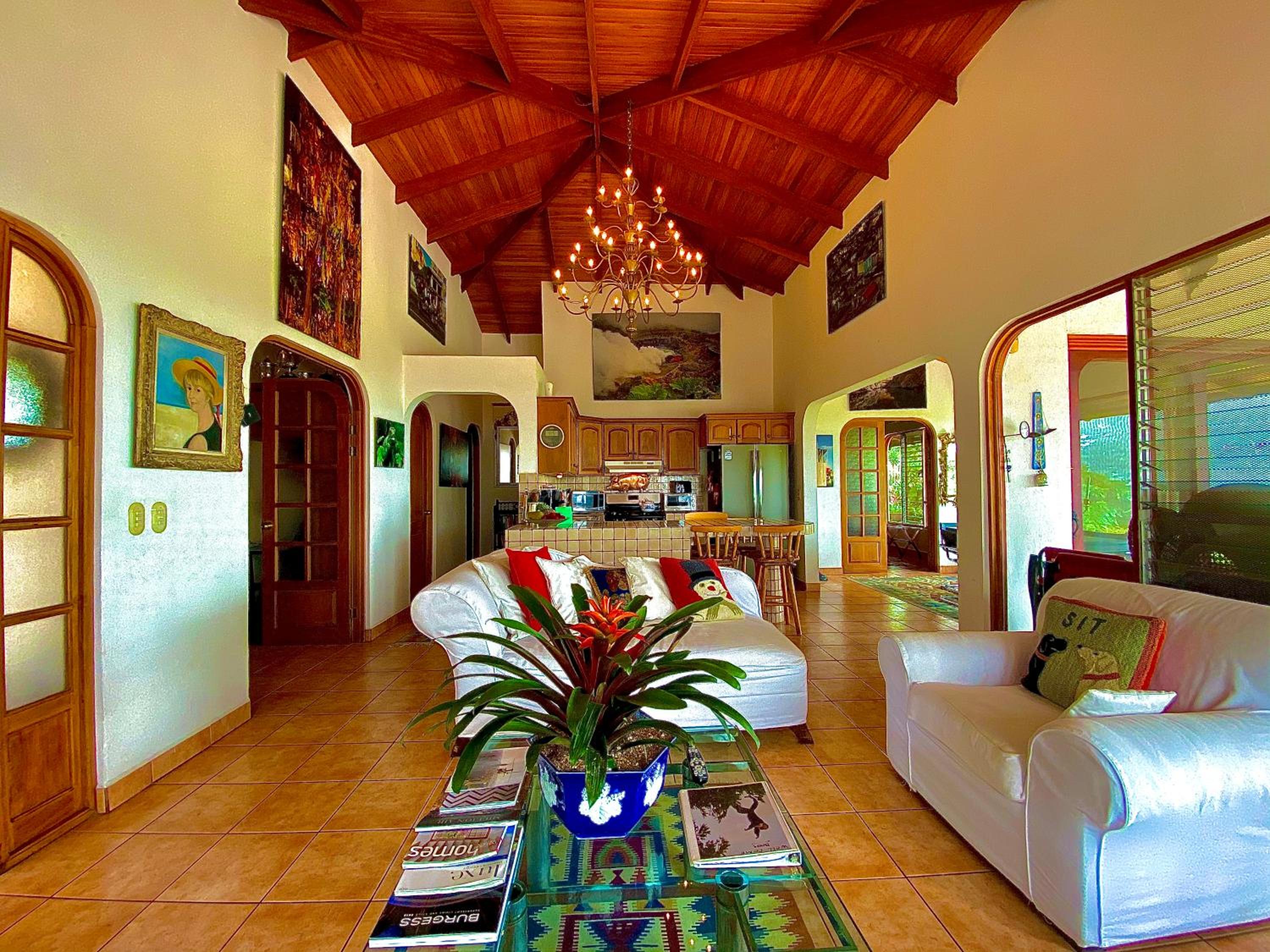 Magic Mountain Views Villa
