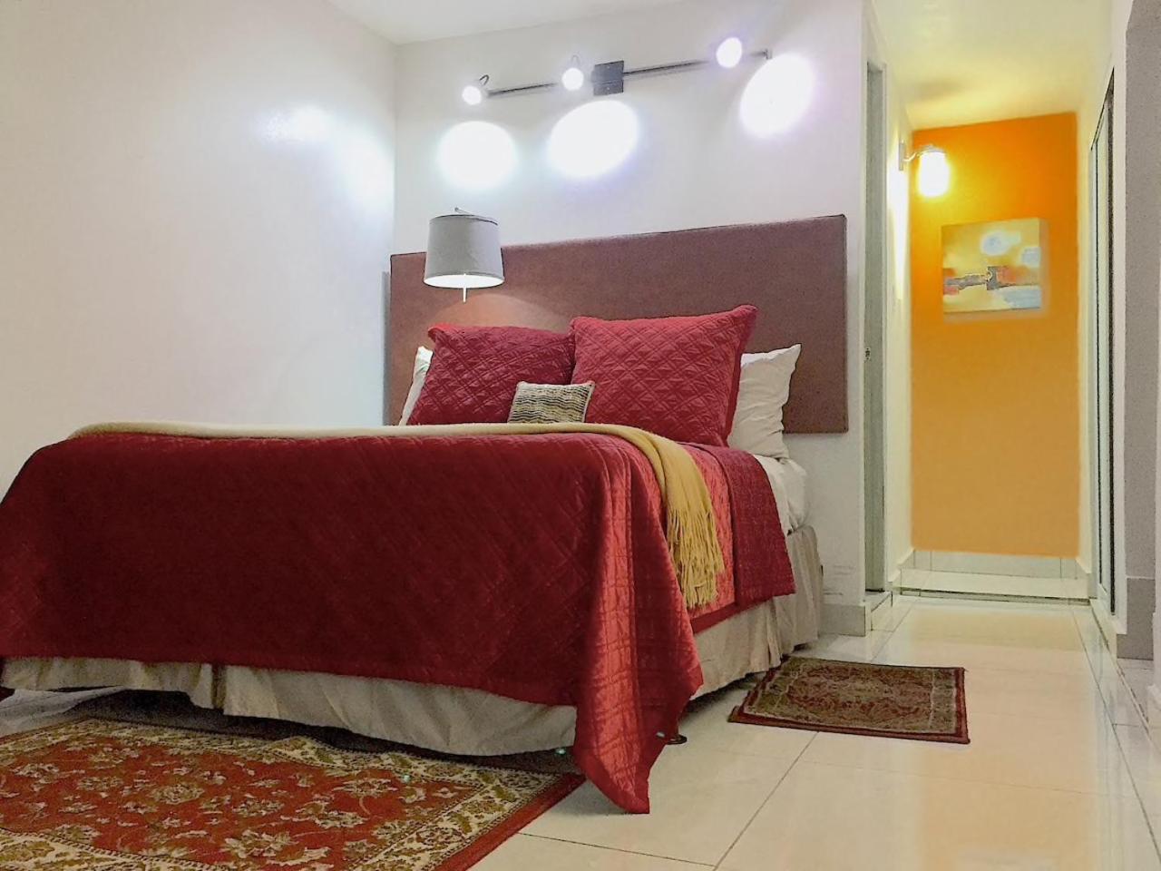 SEGOVIA STUDIO UNITS