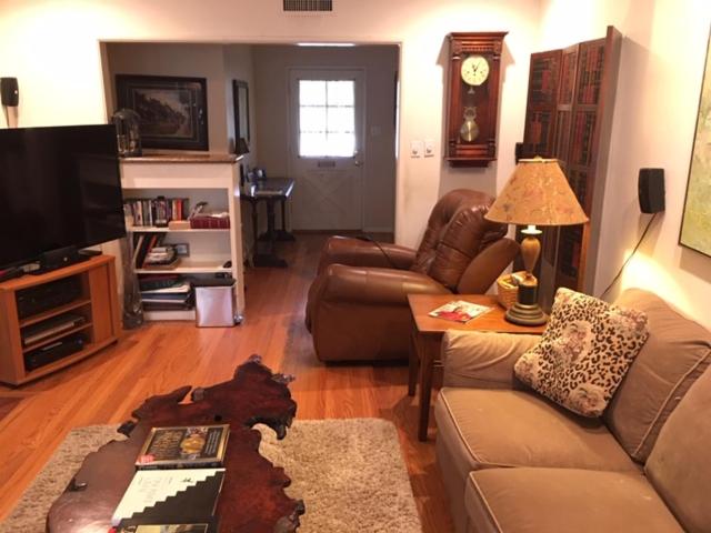 Oak Grove Ranch House view 4