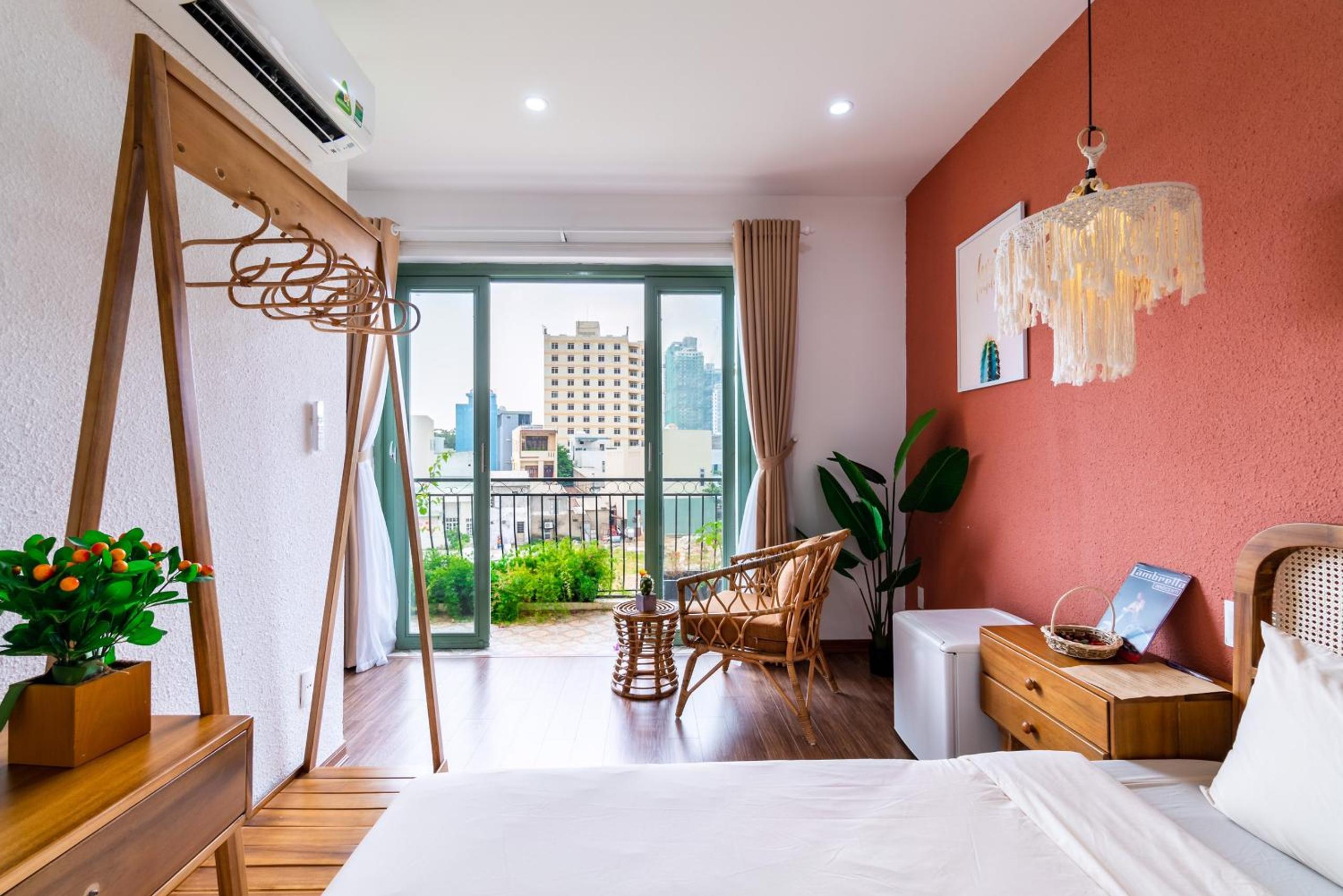 NẮNG House