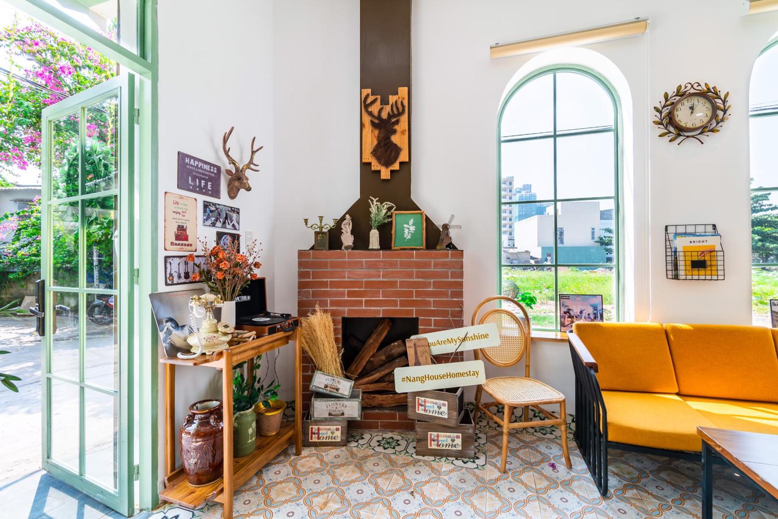 NẮNG House