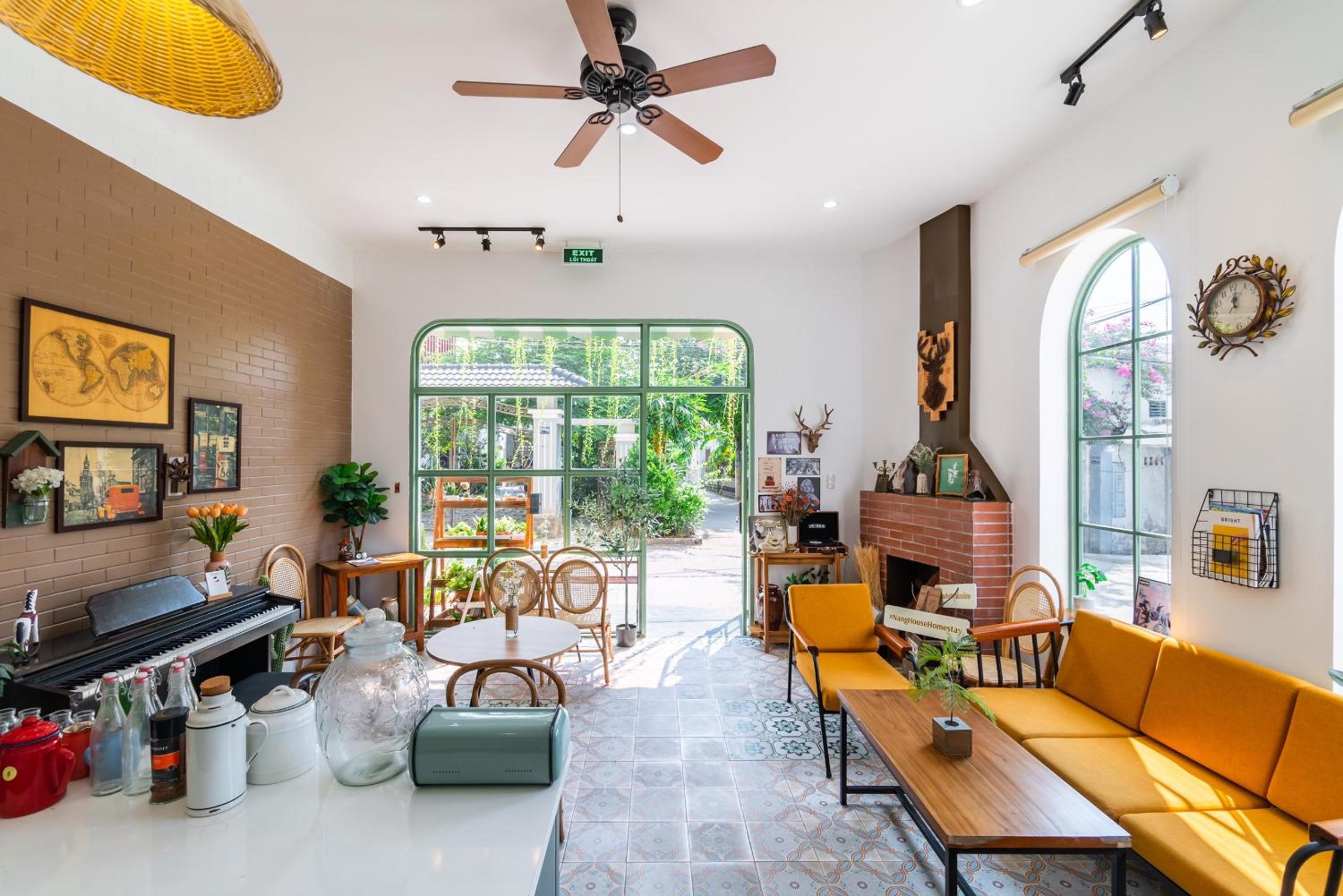 NẮNG House