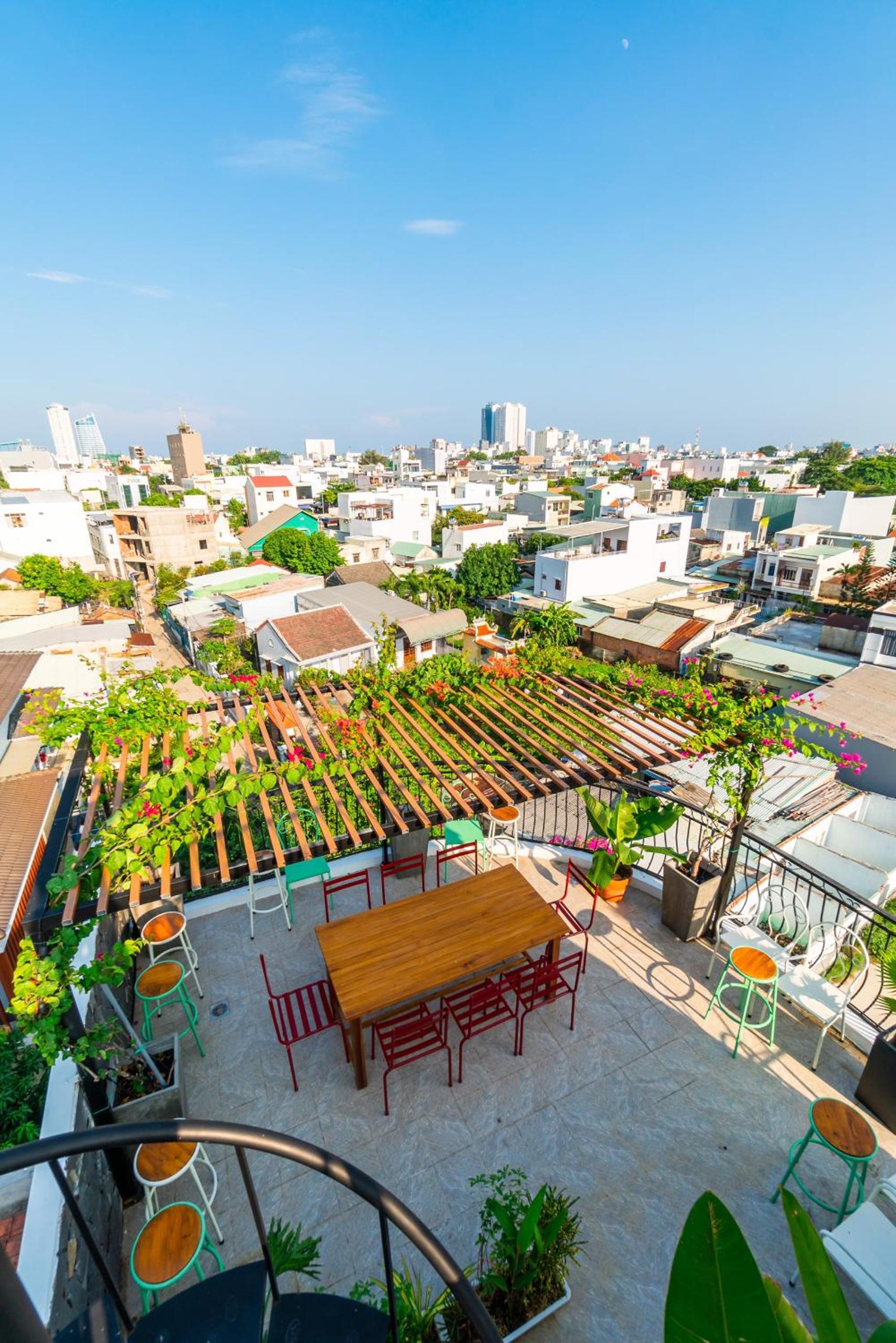 NẮNG House