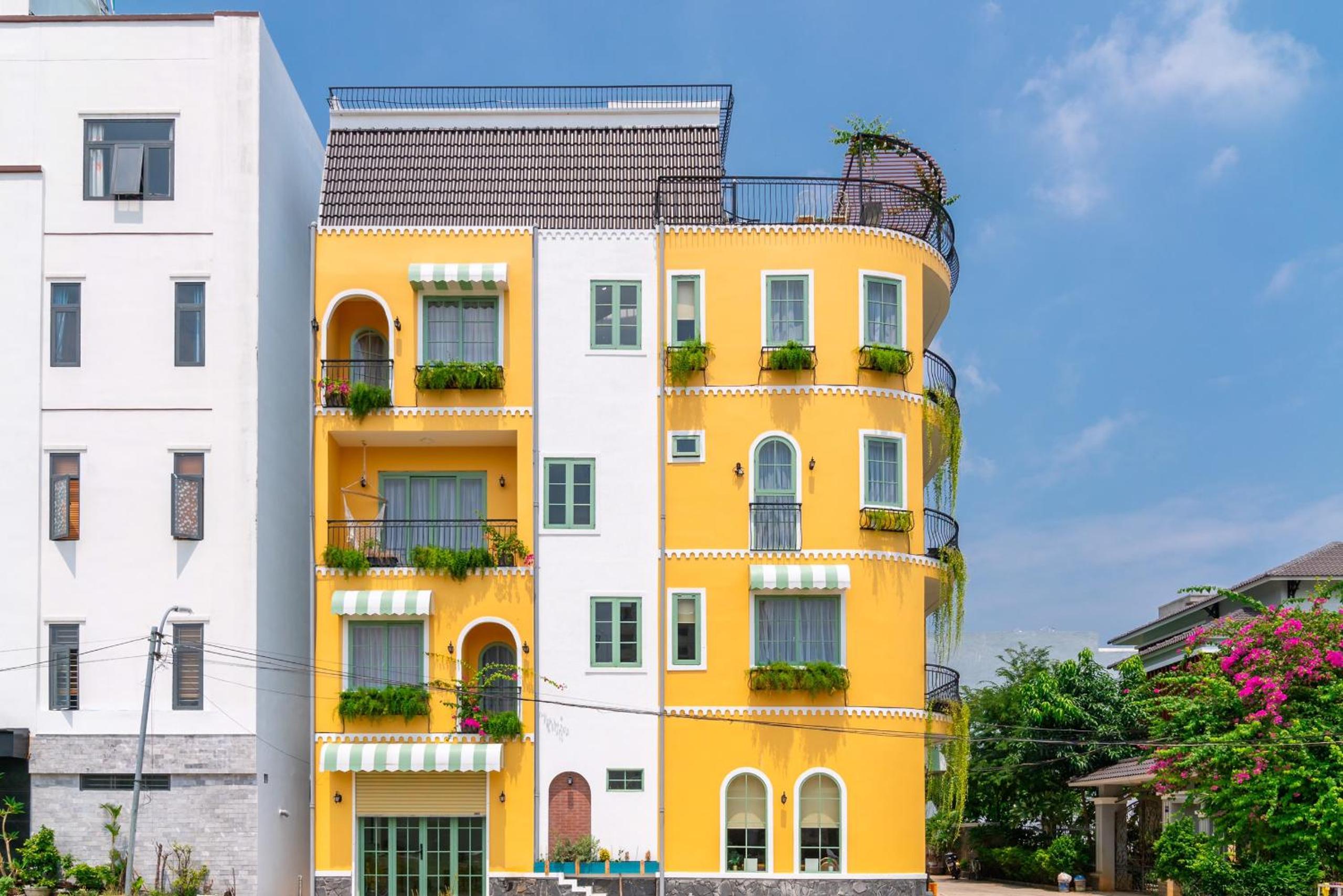 NẮNG House