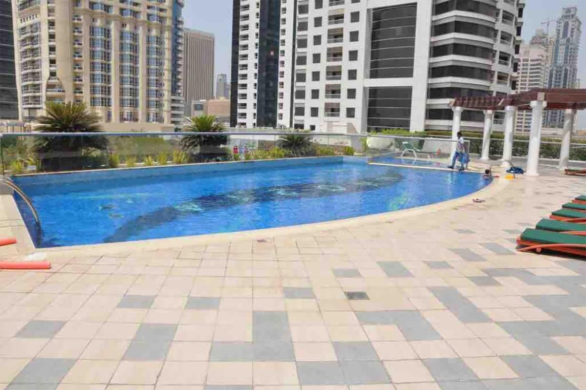 LUX - The Ultimate Lake View Residence
