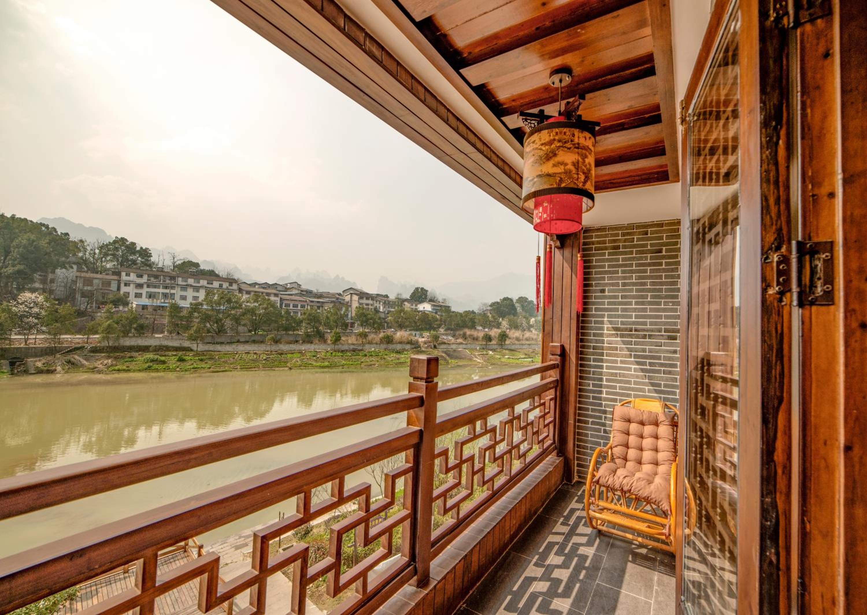 Lee's Boutique Resort & Including free breakfast and free pick-up service