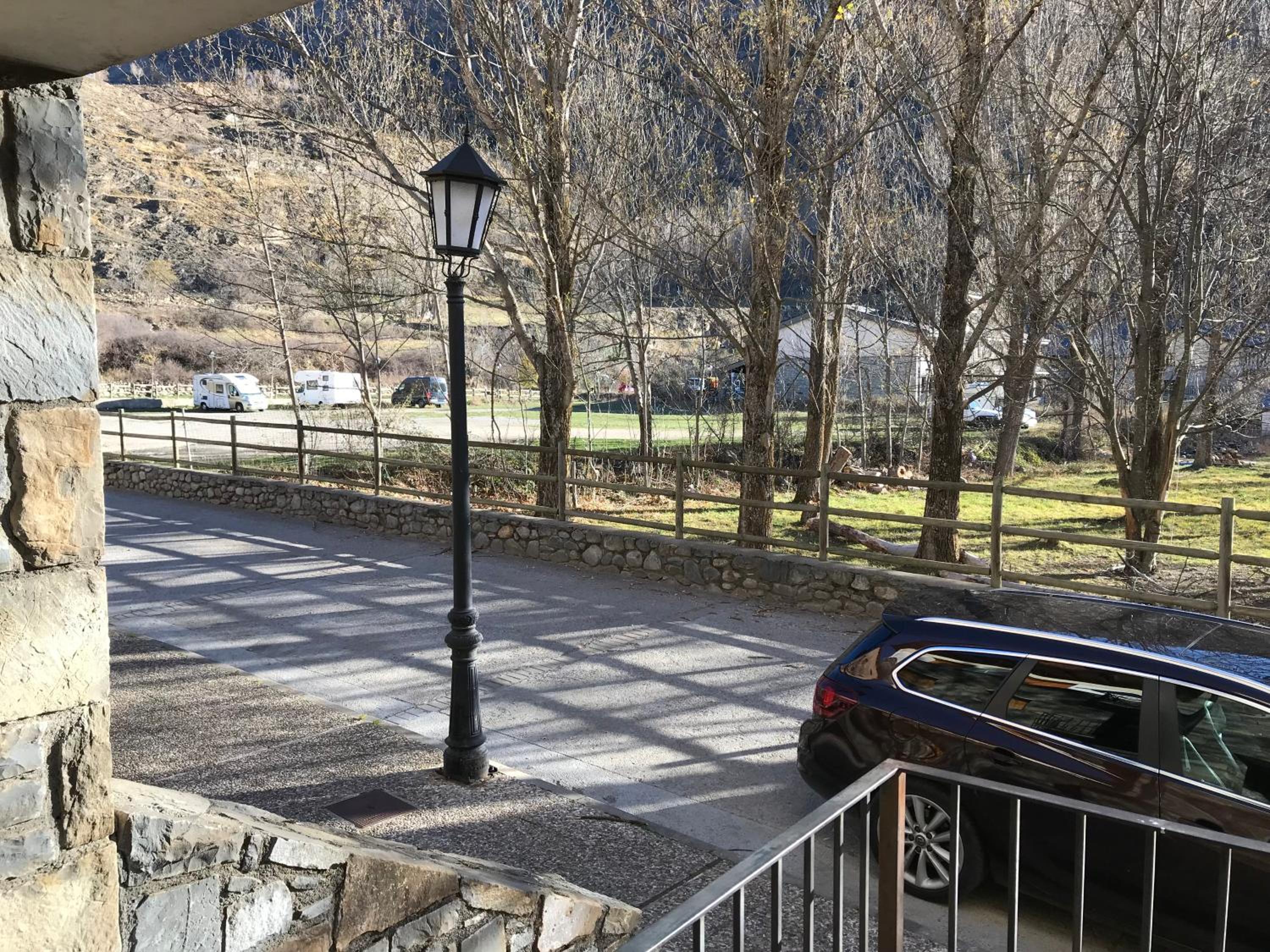 Apartamento Piolet - Centro de Benasque - WIFI view 5
