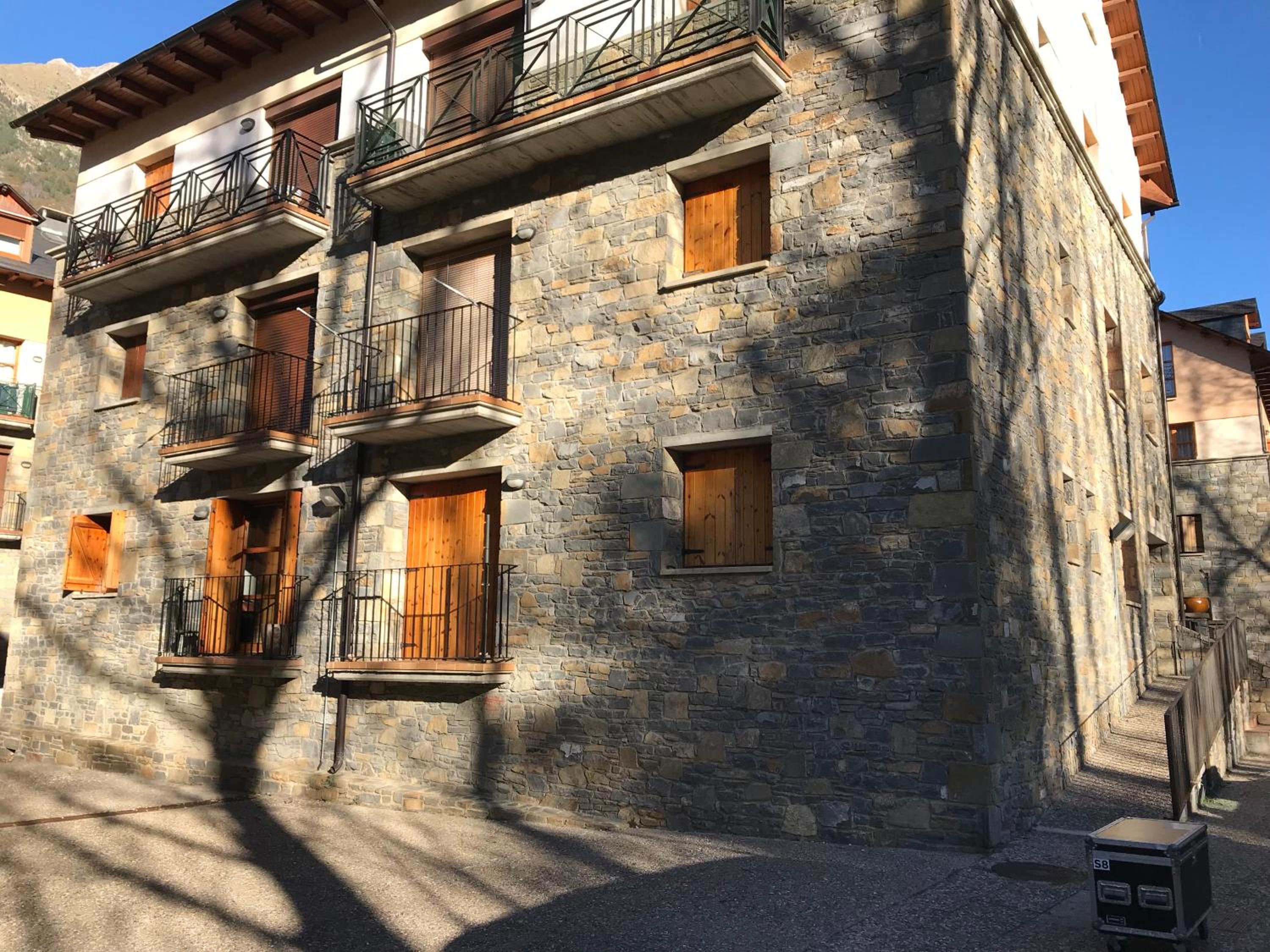 Apartamento Piolet - Centro de Benasque - WIFI view 3