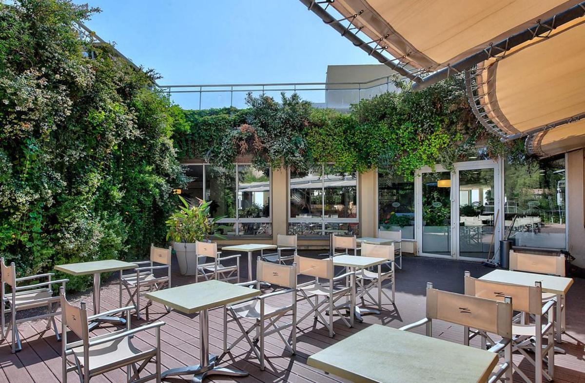 outdoor BBQ area