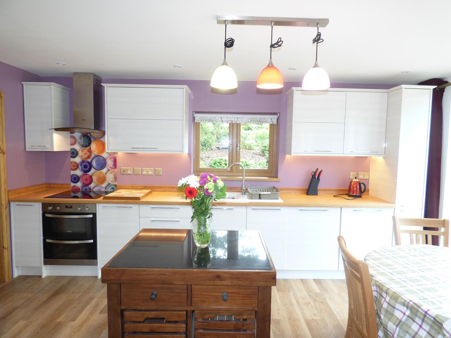 Woodland Cottage view 4
