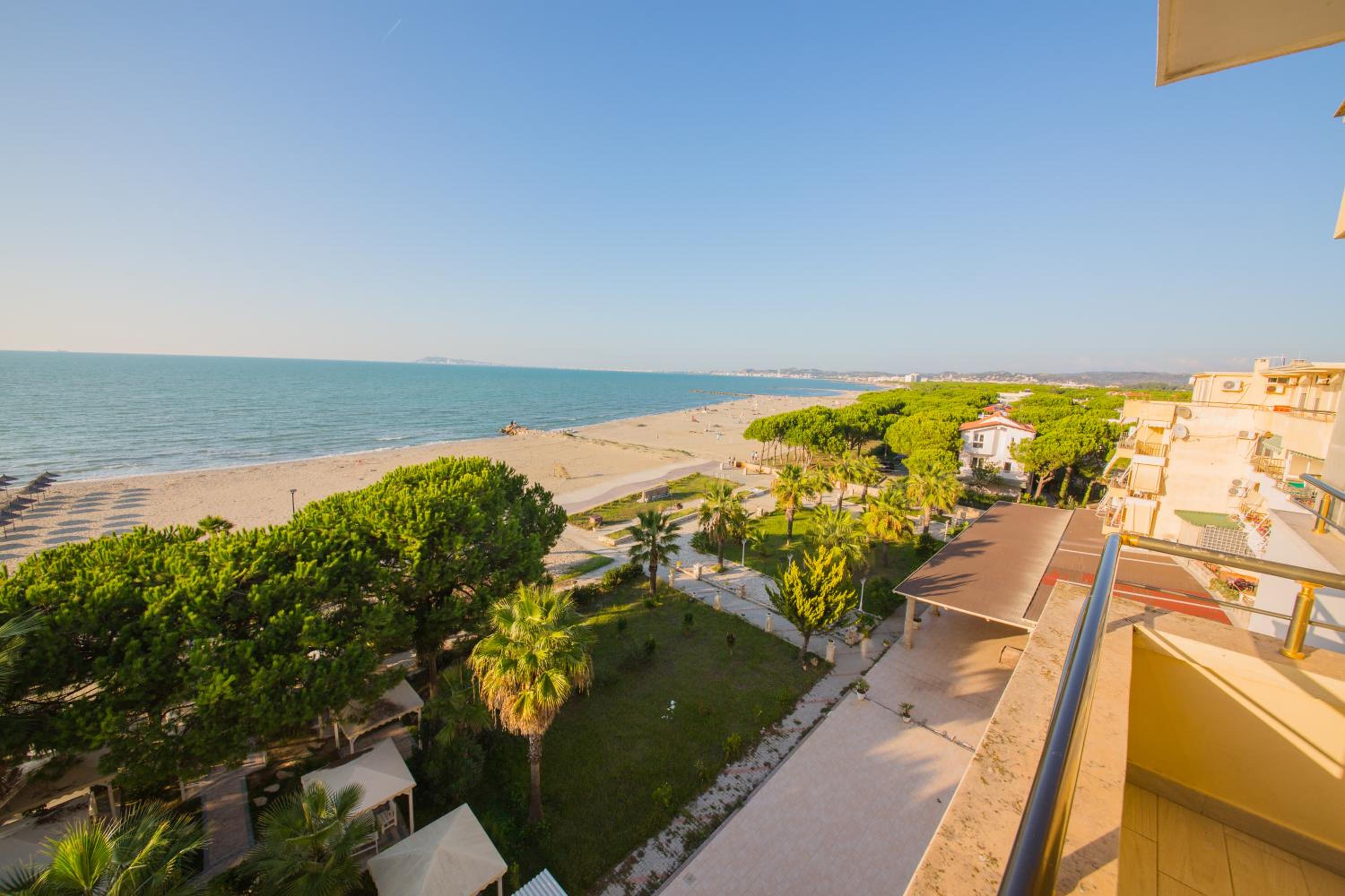 Apartments Qerret