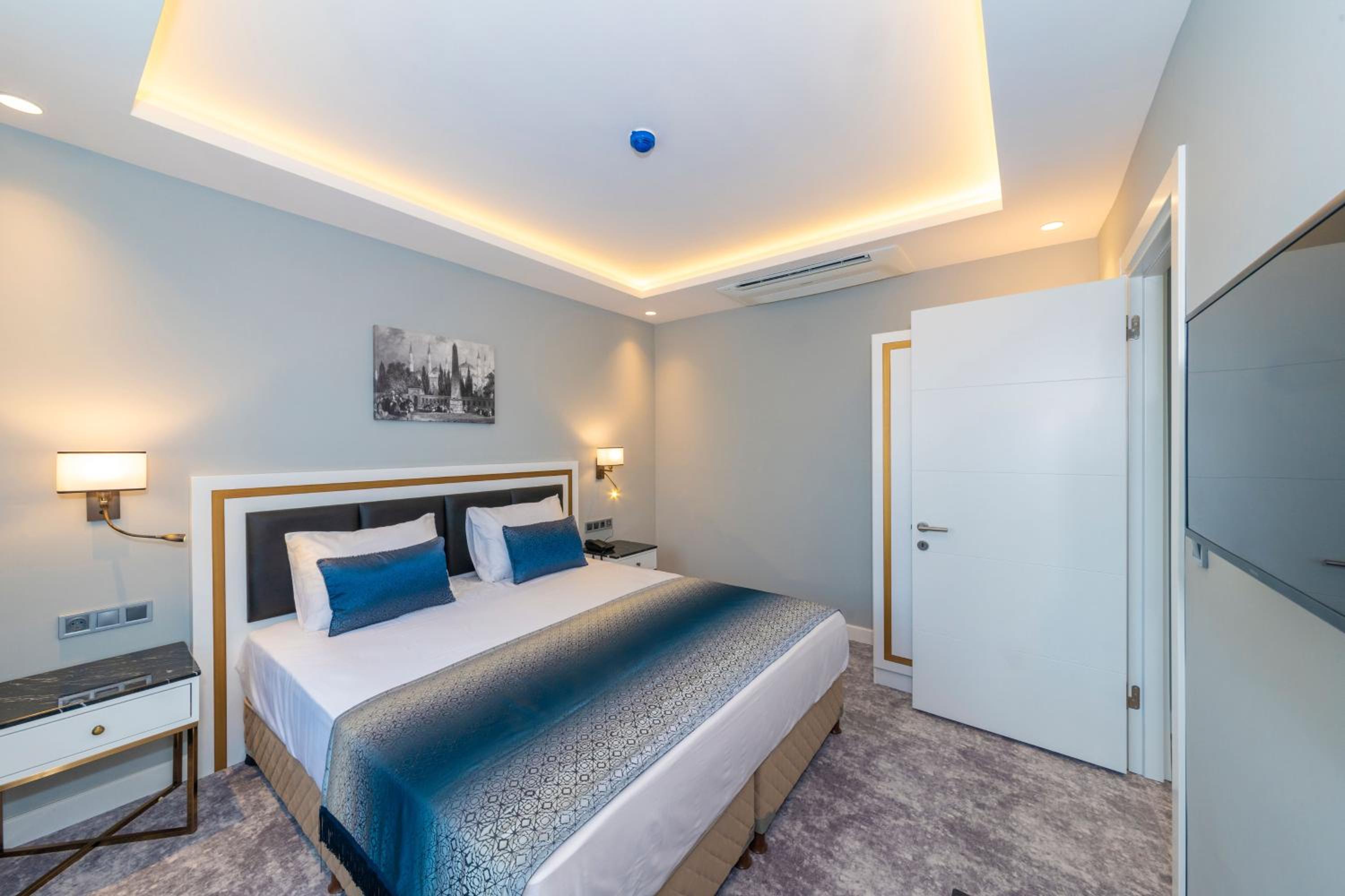 Kare Otel Sultanahmet - Image 19