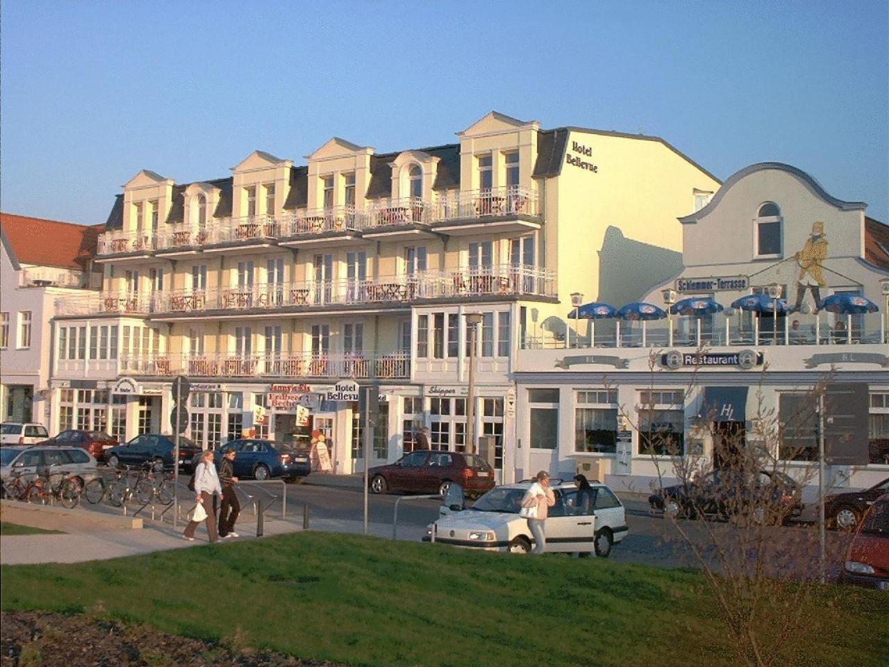 Hotel Bellevue Warnemünde - Image 1