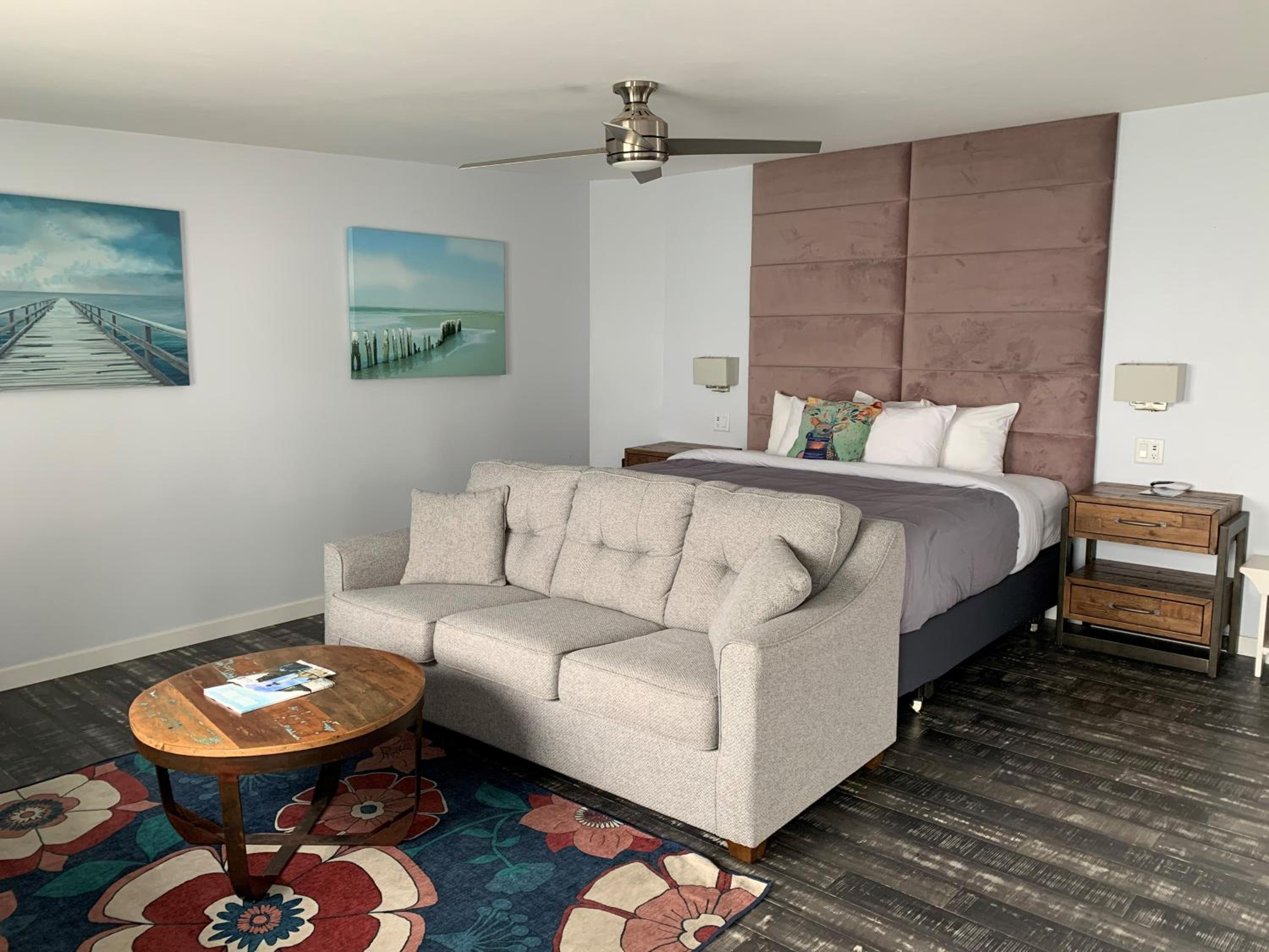 Beachfront Inn