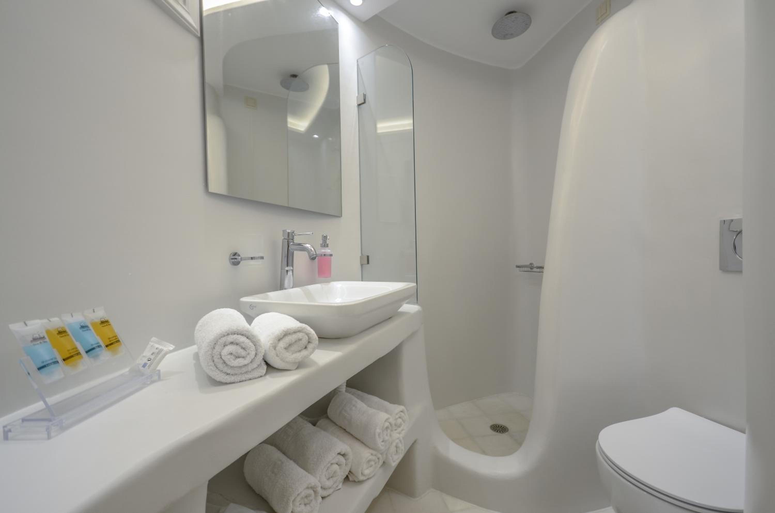Naxian Queen Luxury Villas & Suites