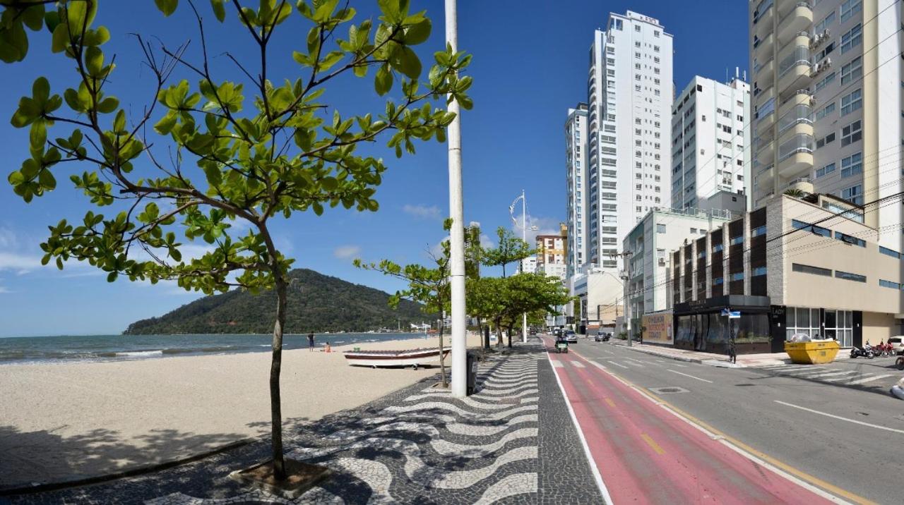 FRENTE MAR PÉ NA AREIA, na Av Atlântica