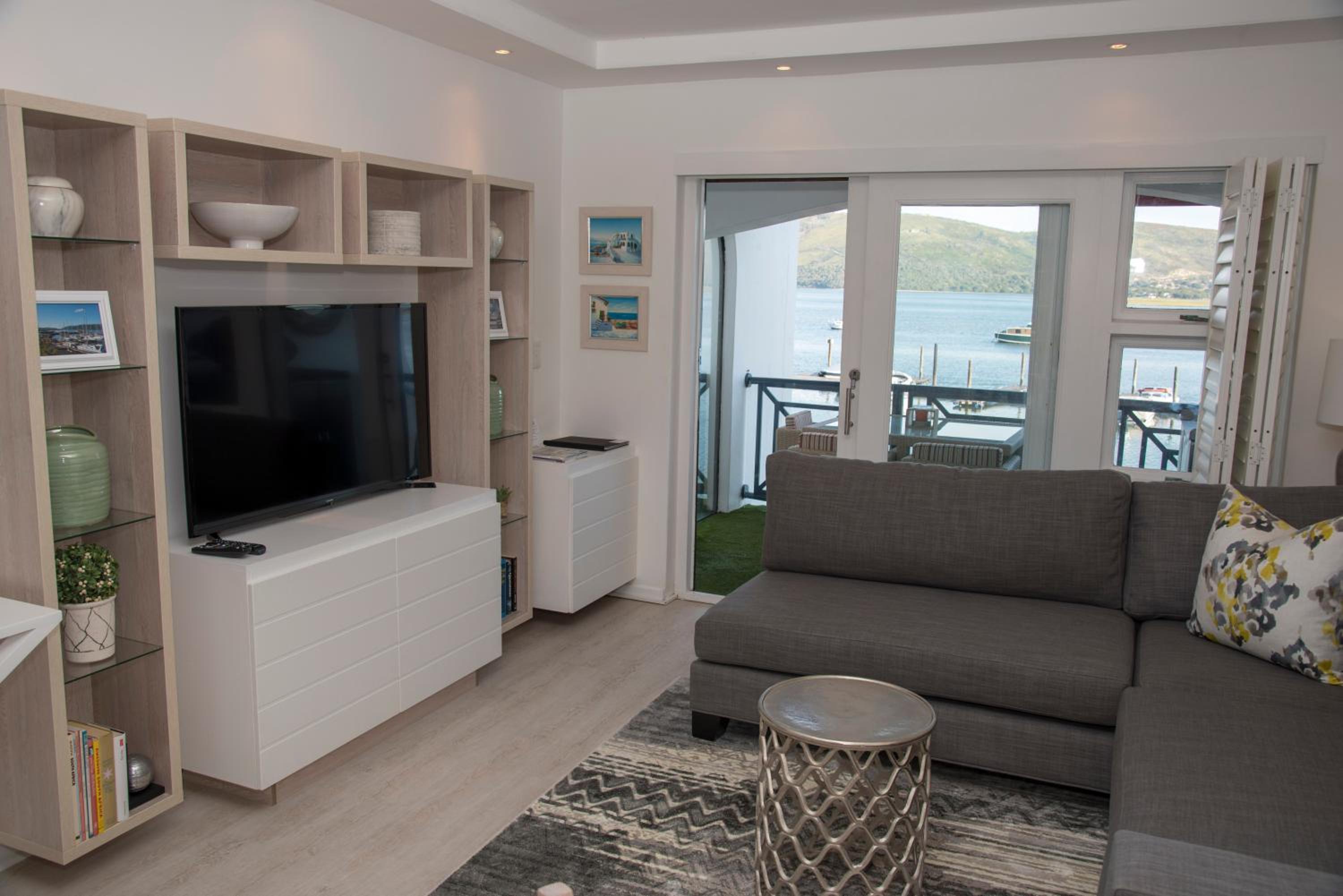 41 Laguna Grove