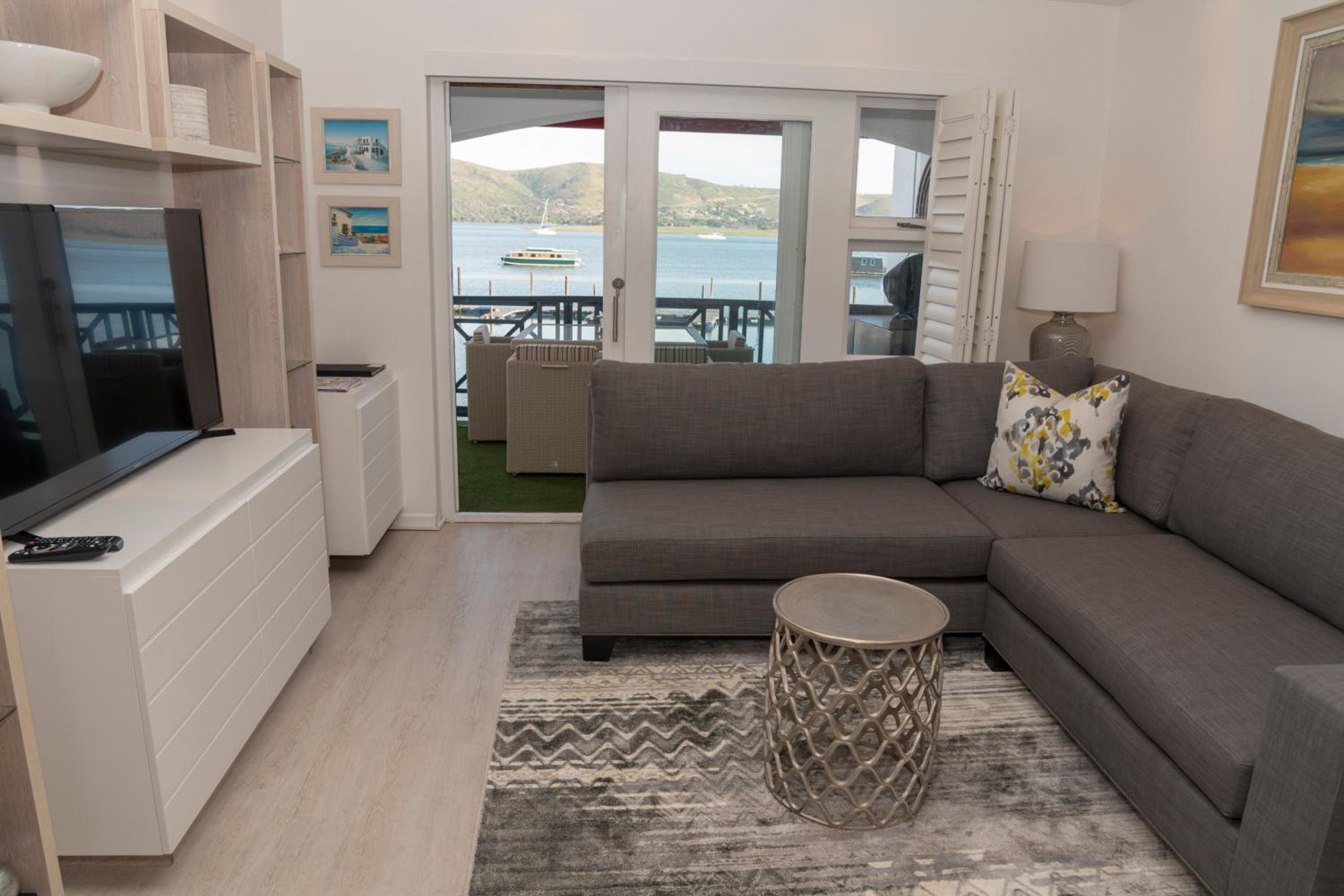 41 Laguna Grove