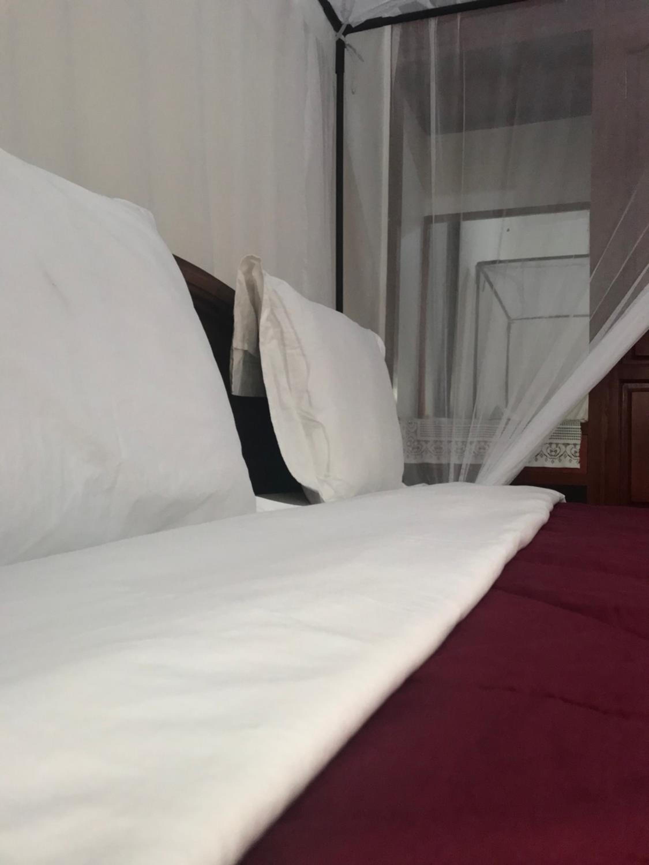 Le Parlour