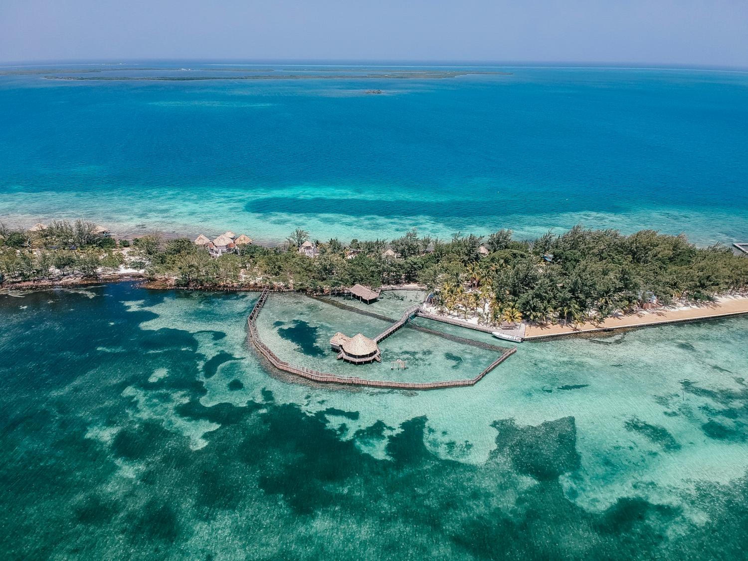 Thatch Caye Resort a Muy'Ono Resort