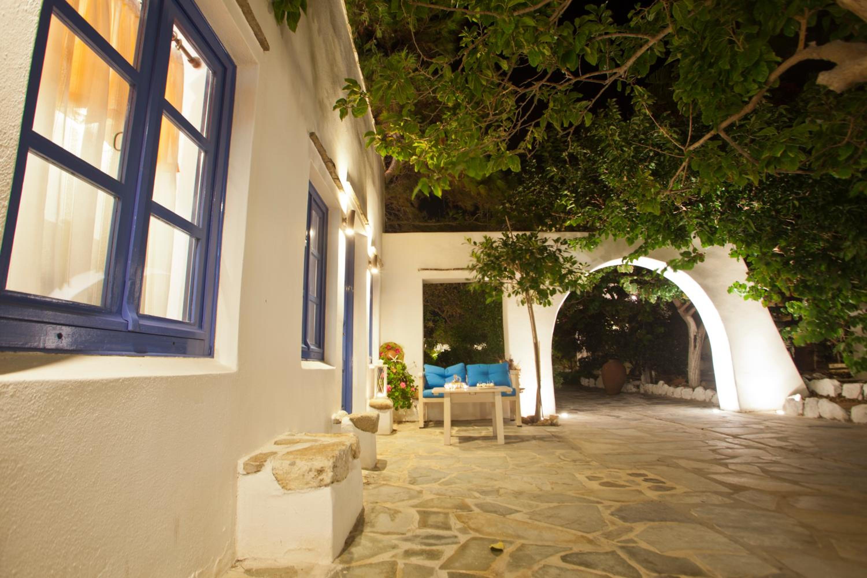 Naxian Queen Luxury Villas & Suites