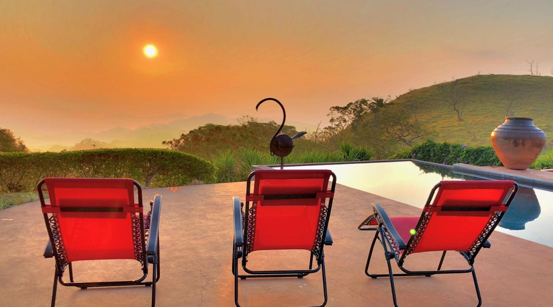 Magic Mountain Views Villa