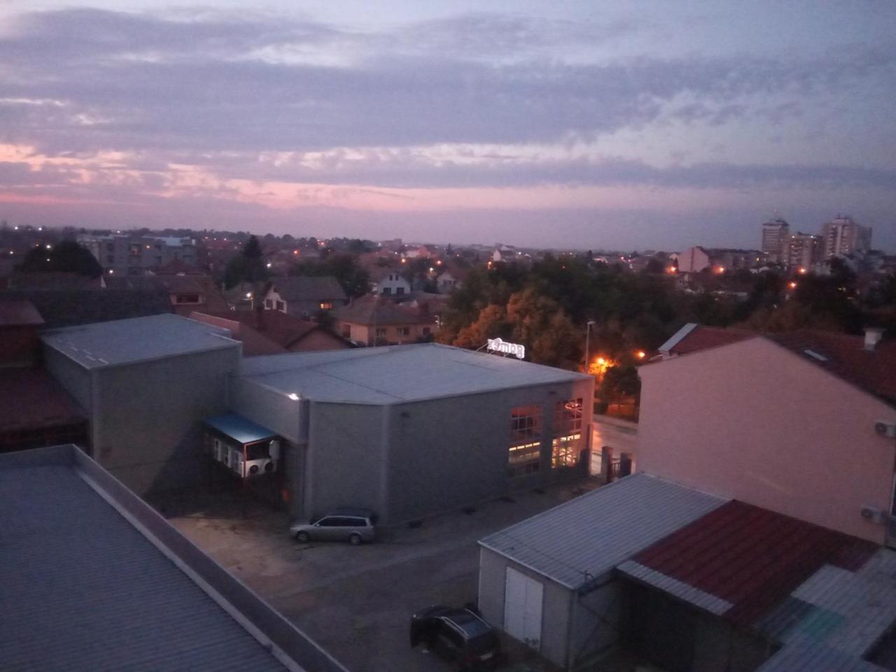 Photo 16