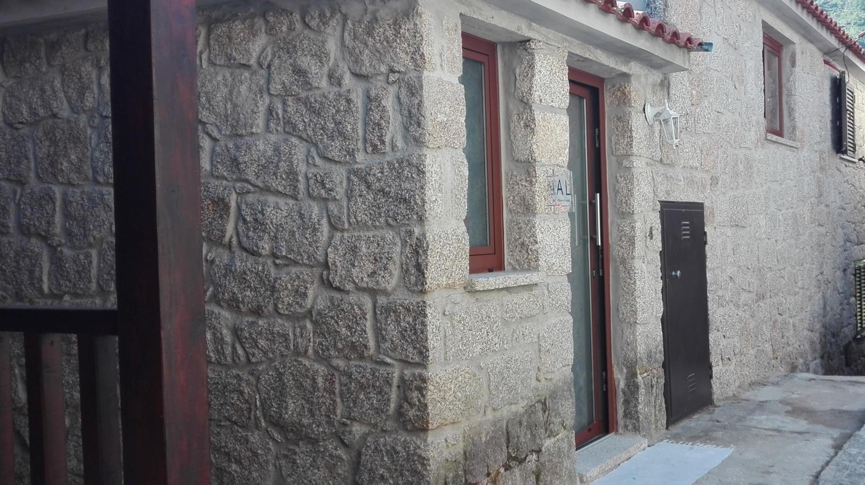 Geres, mountain's house – Casa Velha Guest House view 3