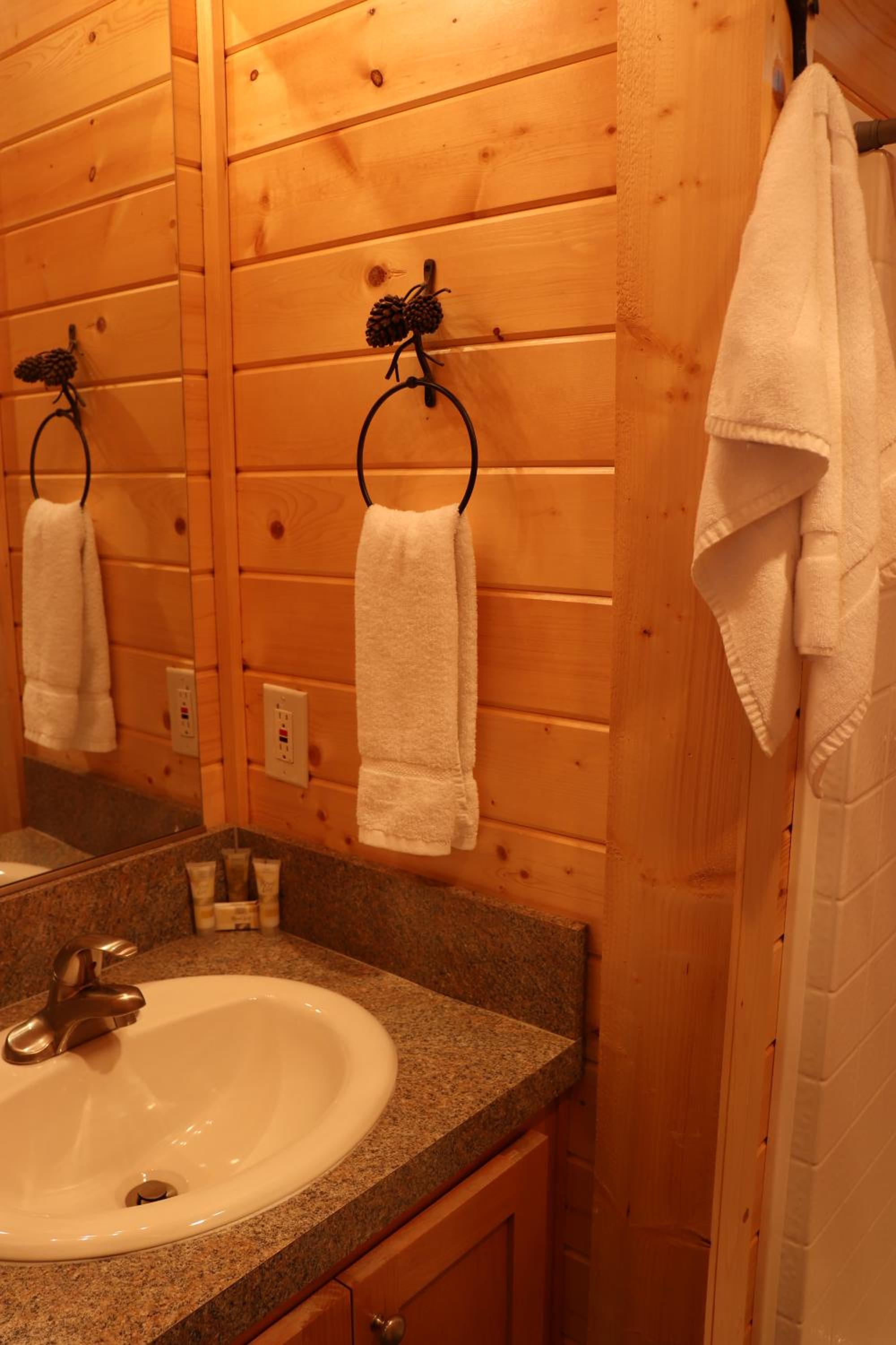 Lone Fir Resort