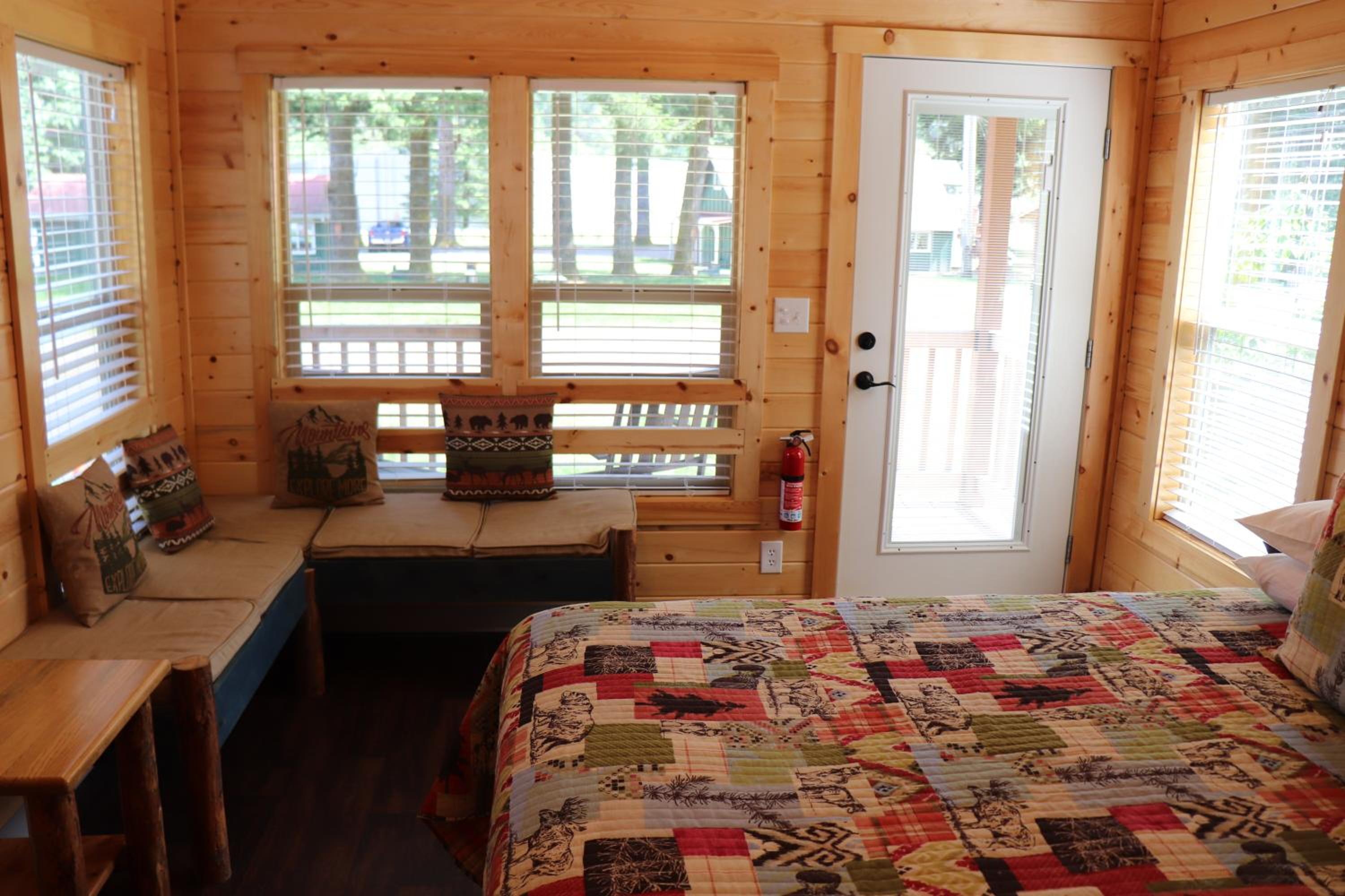 Lone Fir Resort