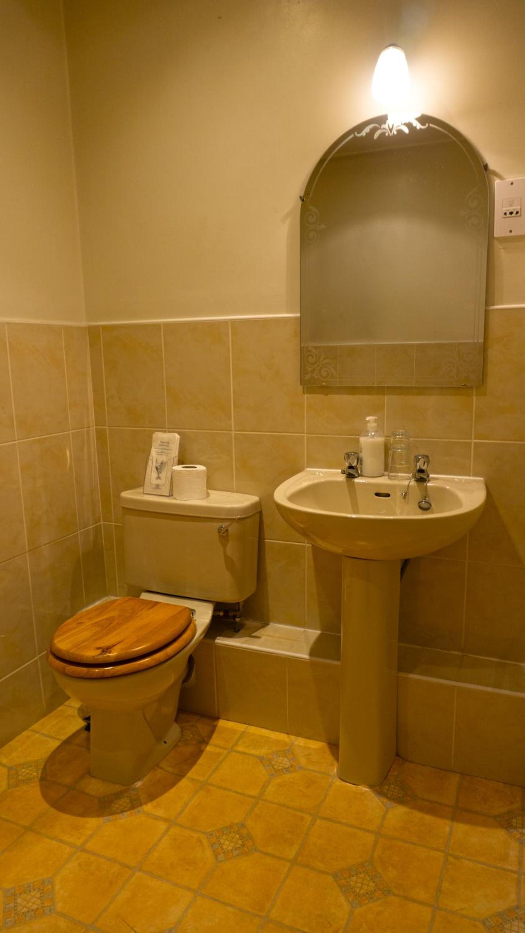 Arrandale Guest House