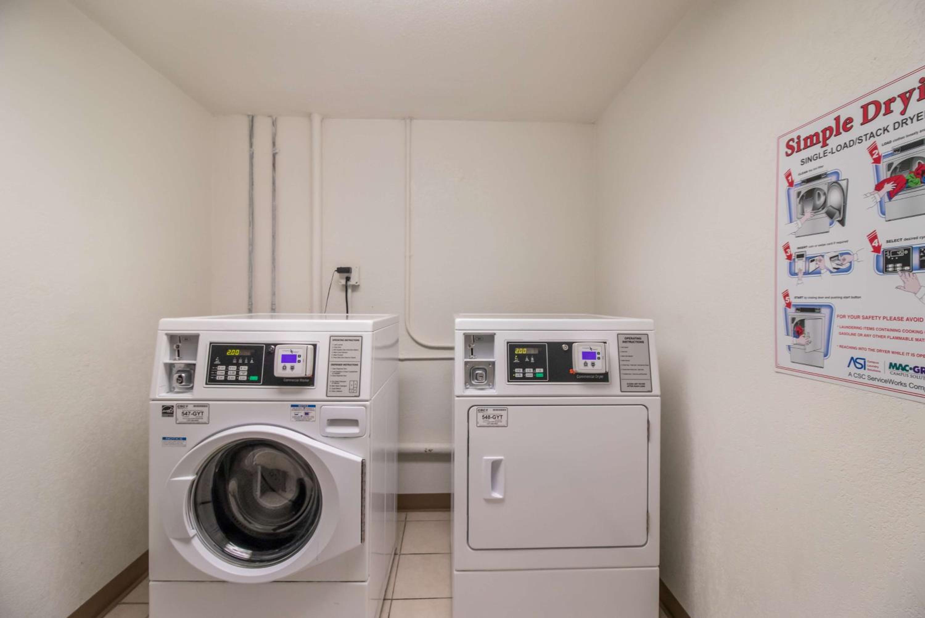 Motel 6-Fargo, ND - West Acres - North Fargo