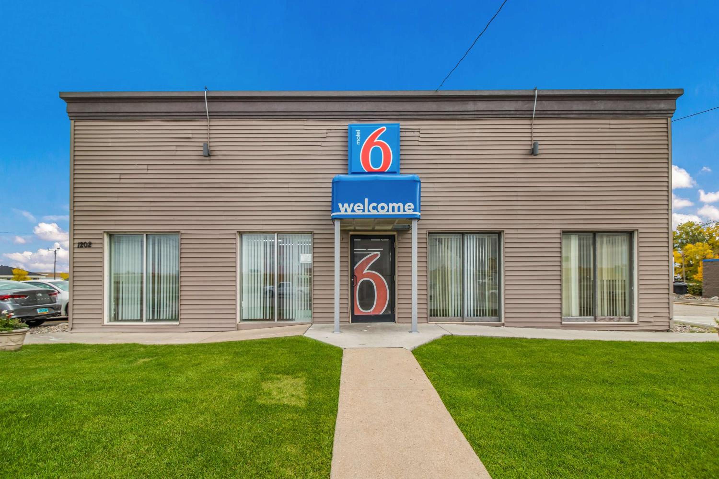 Motel 6-Fargo, ND - West Acres - North Fargo
