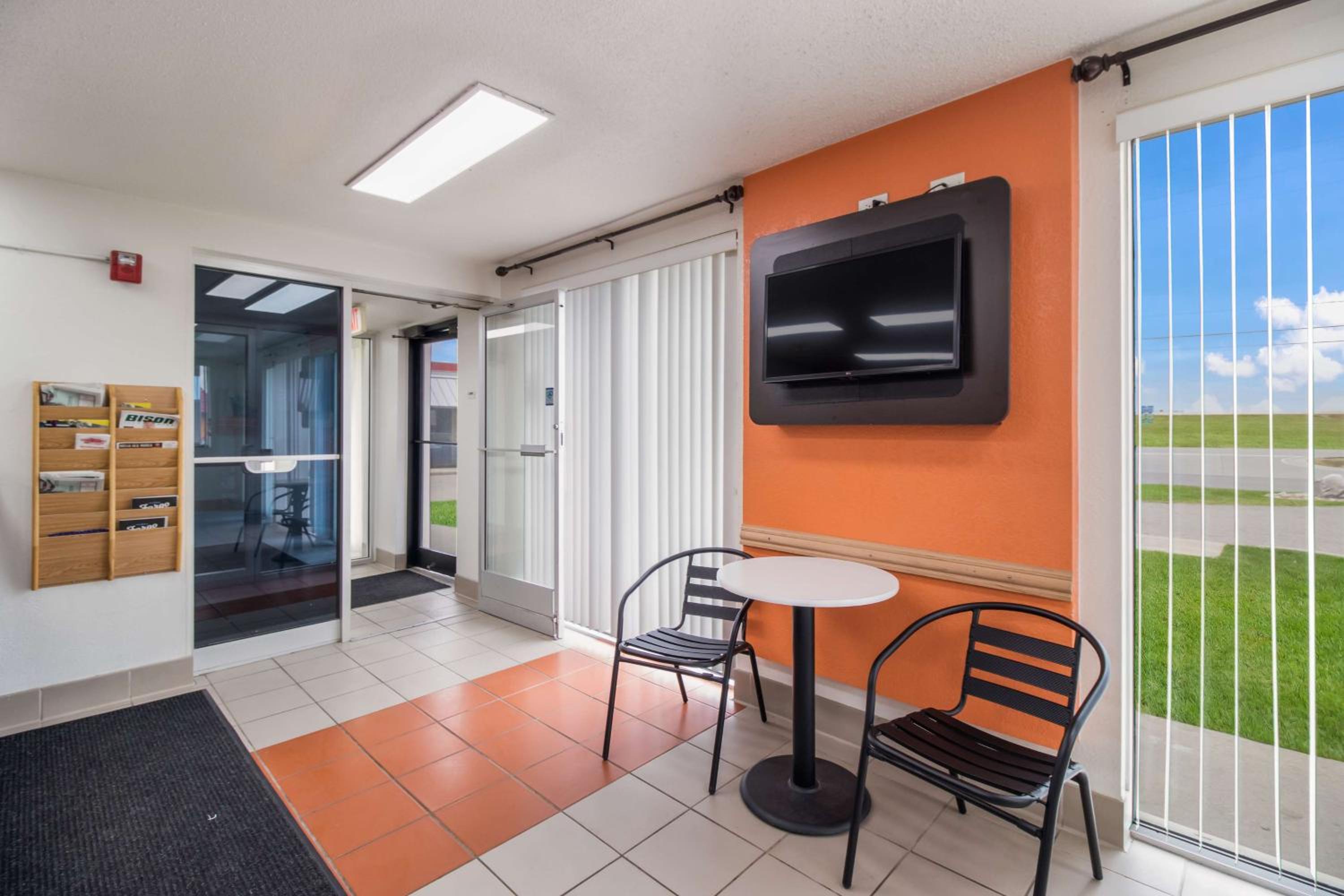 Motel 6-Fargo, ND - West Acres - North Fargo, Photo 32