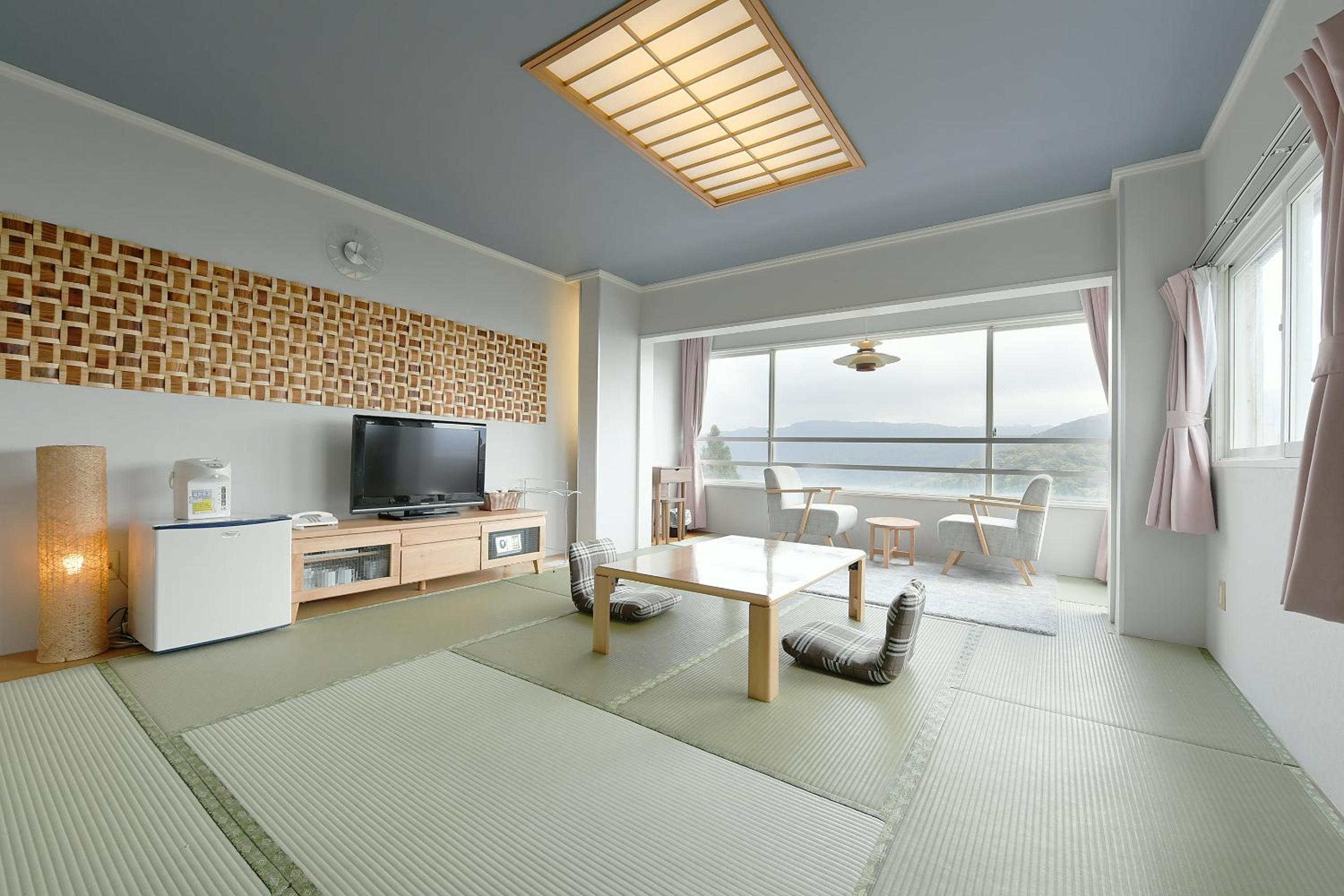 箱根芦ノ湖 HOTEL RaKuun